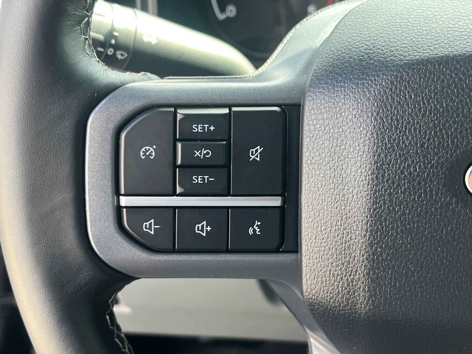 2024 Ford Super Duty F-350 DRW XLT