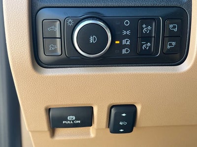 2025 Ford Super Duty F-350 DRW Lariat DRW