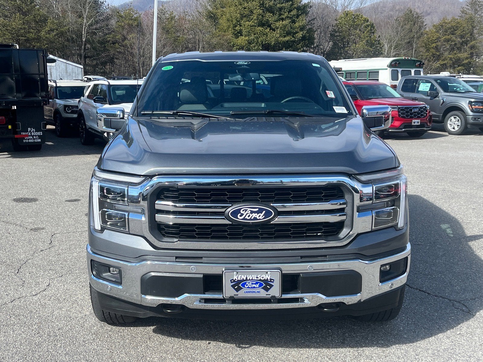 2025 Ford F-150 LARIAT