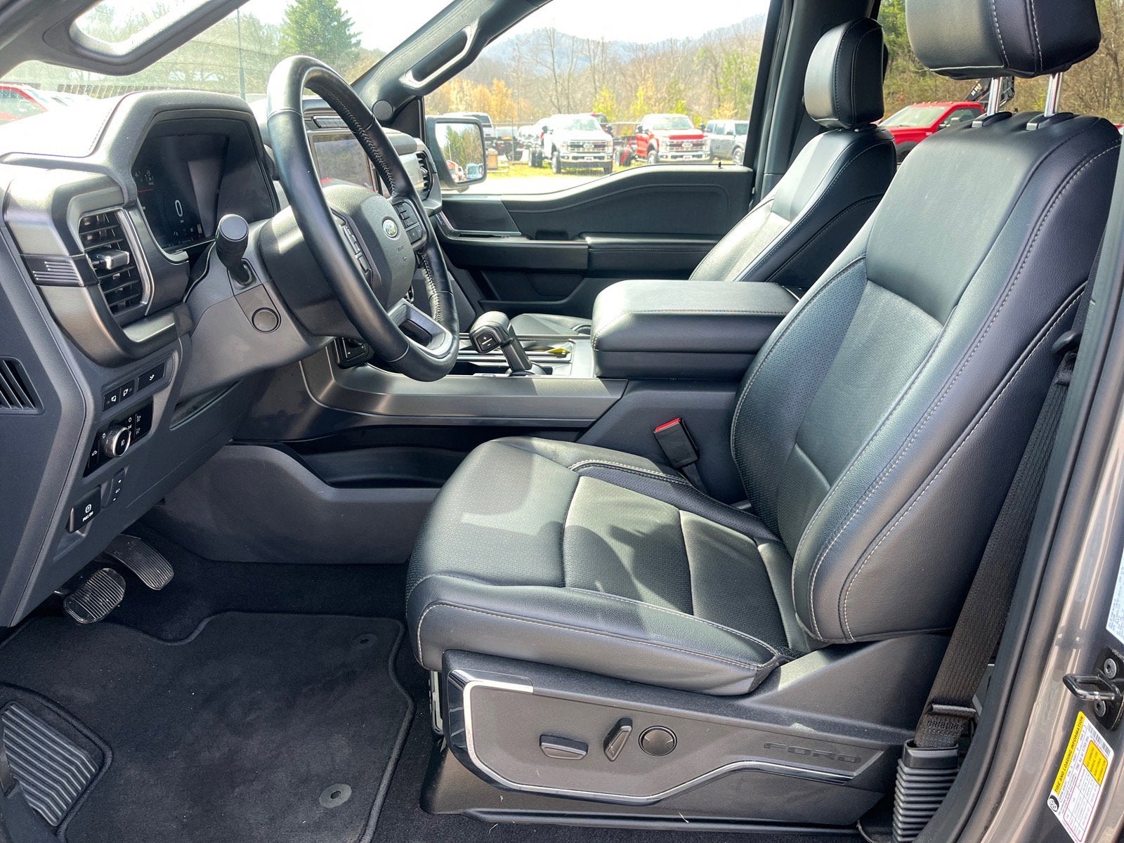 2024 Ford F-150 LARIAT