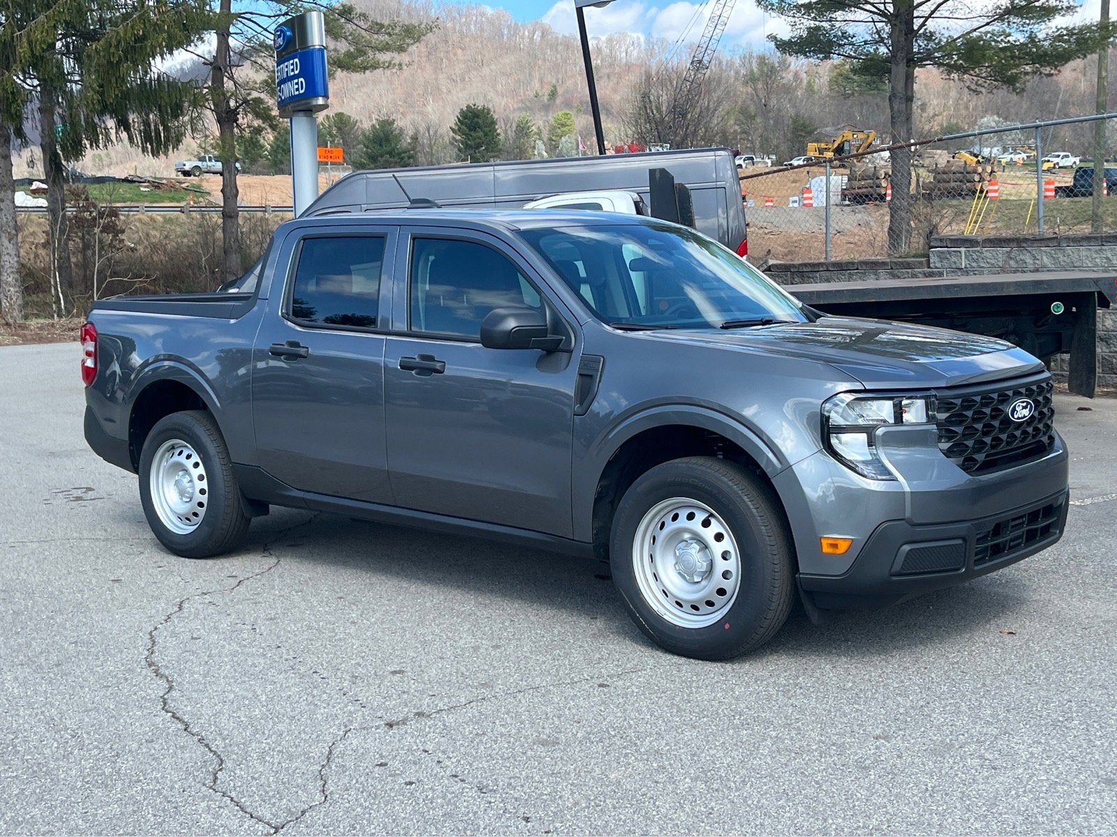 2025 Ford Maverick XL
