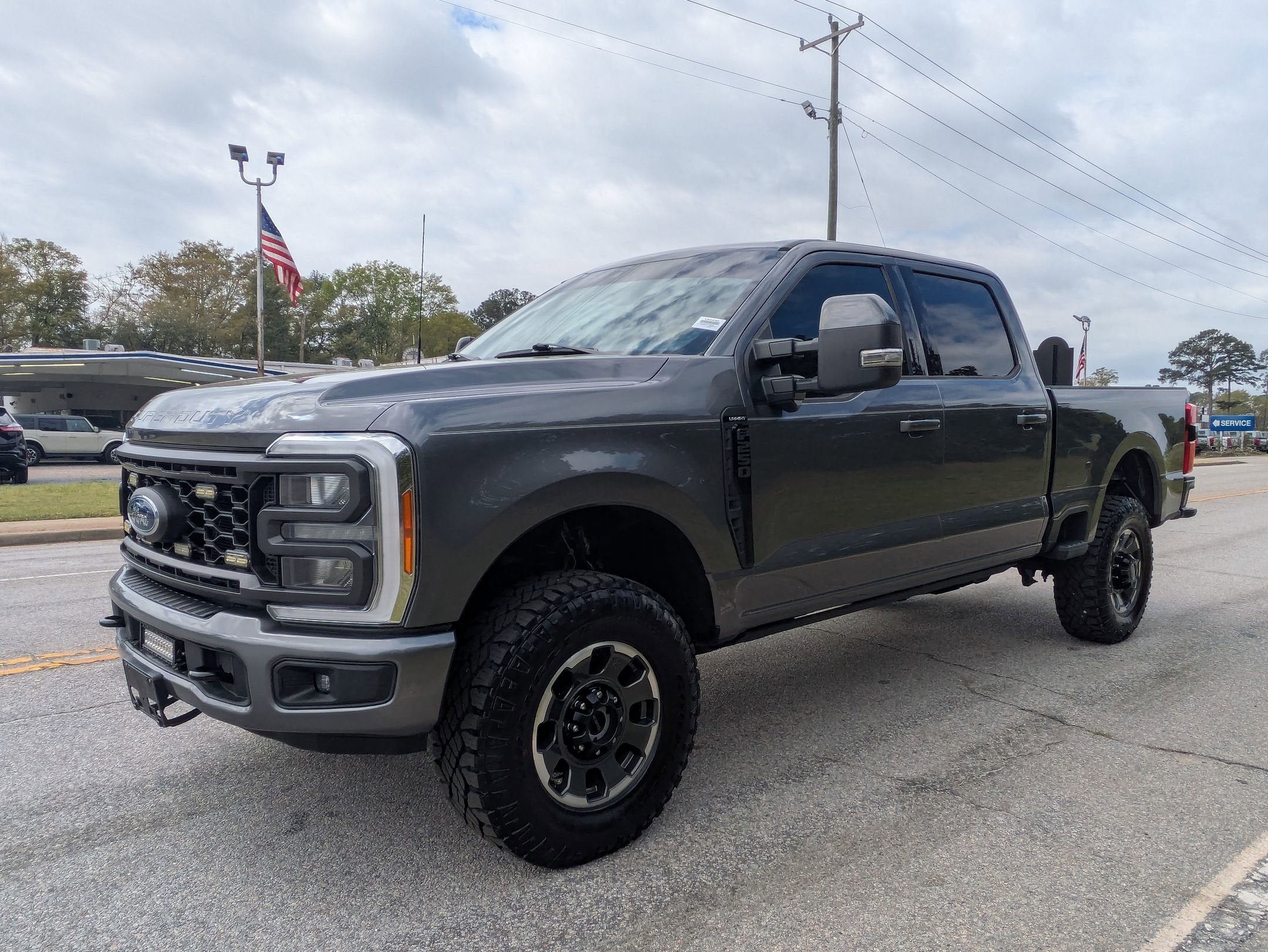 2023 Ford Super Duty F-250 SRW LARIAT