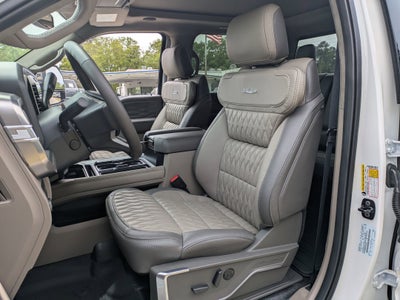 2026 Ford Super Duty F-350 DRW Platinum