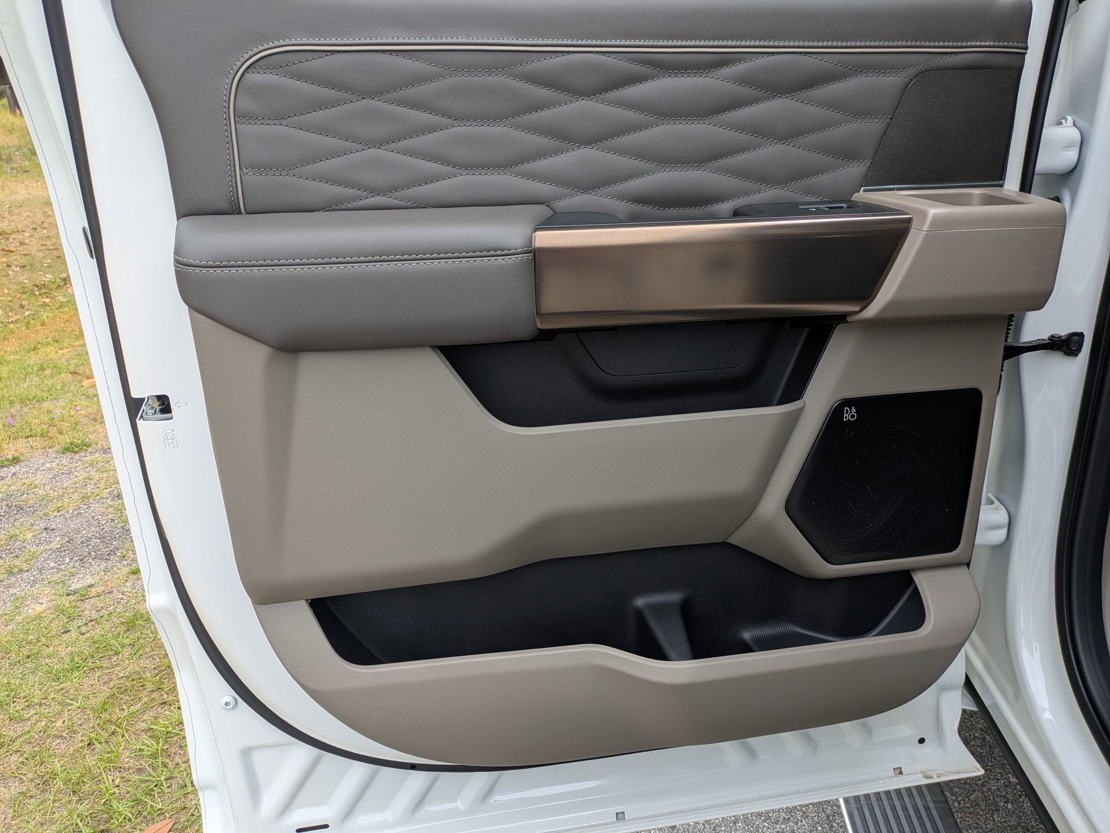 2026 Ford Super Duty F-350 DRW Platinum