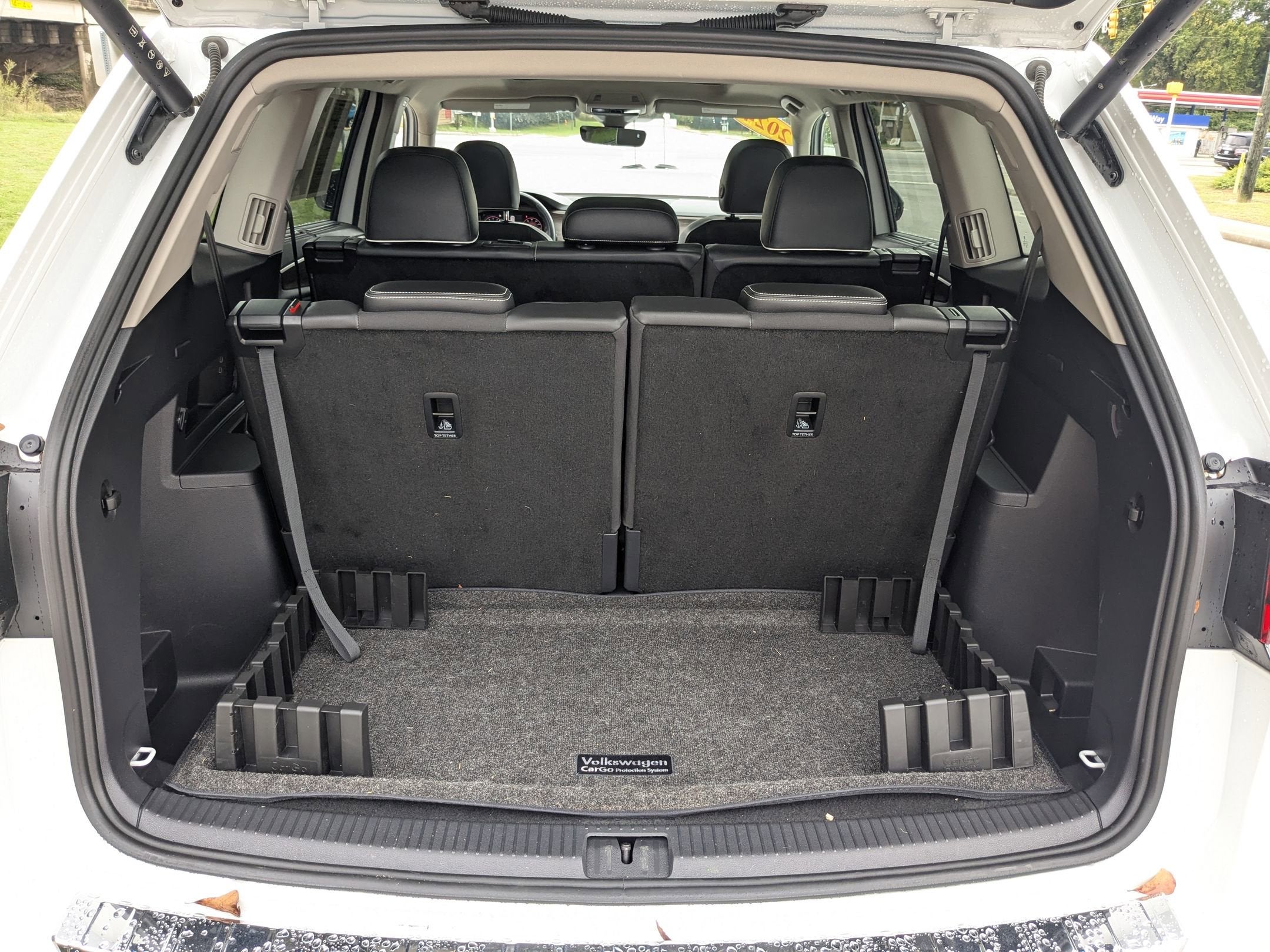 2024 Volkswagen Atlas 2.0T SEL Premium R-Line