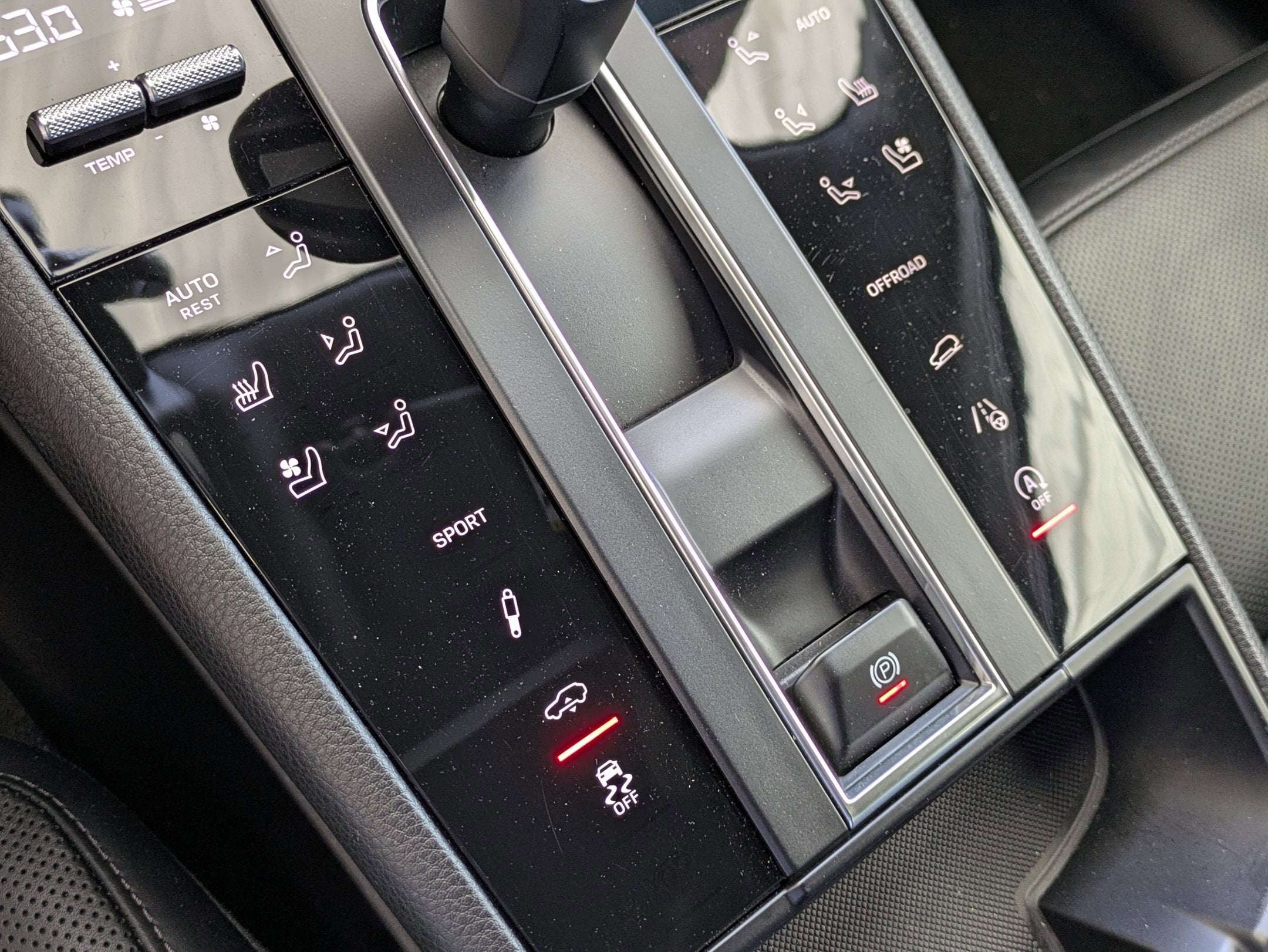 2024 Porsche Macan T