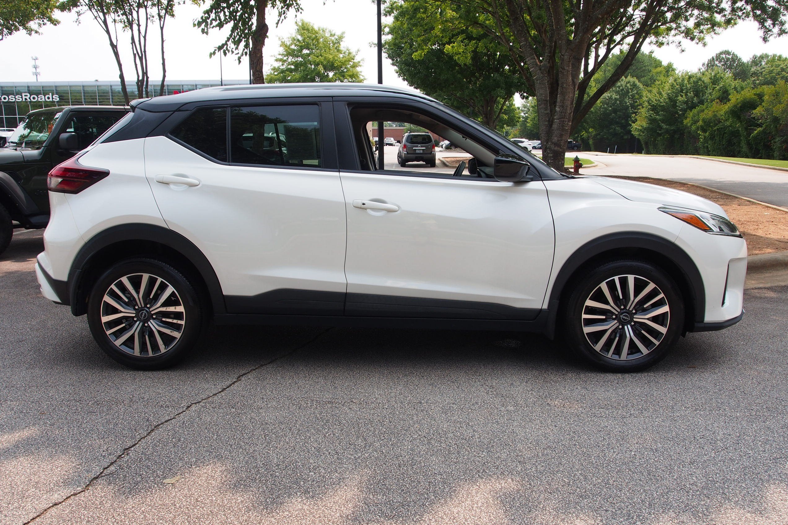2024 Nissan Kicks SV