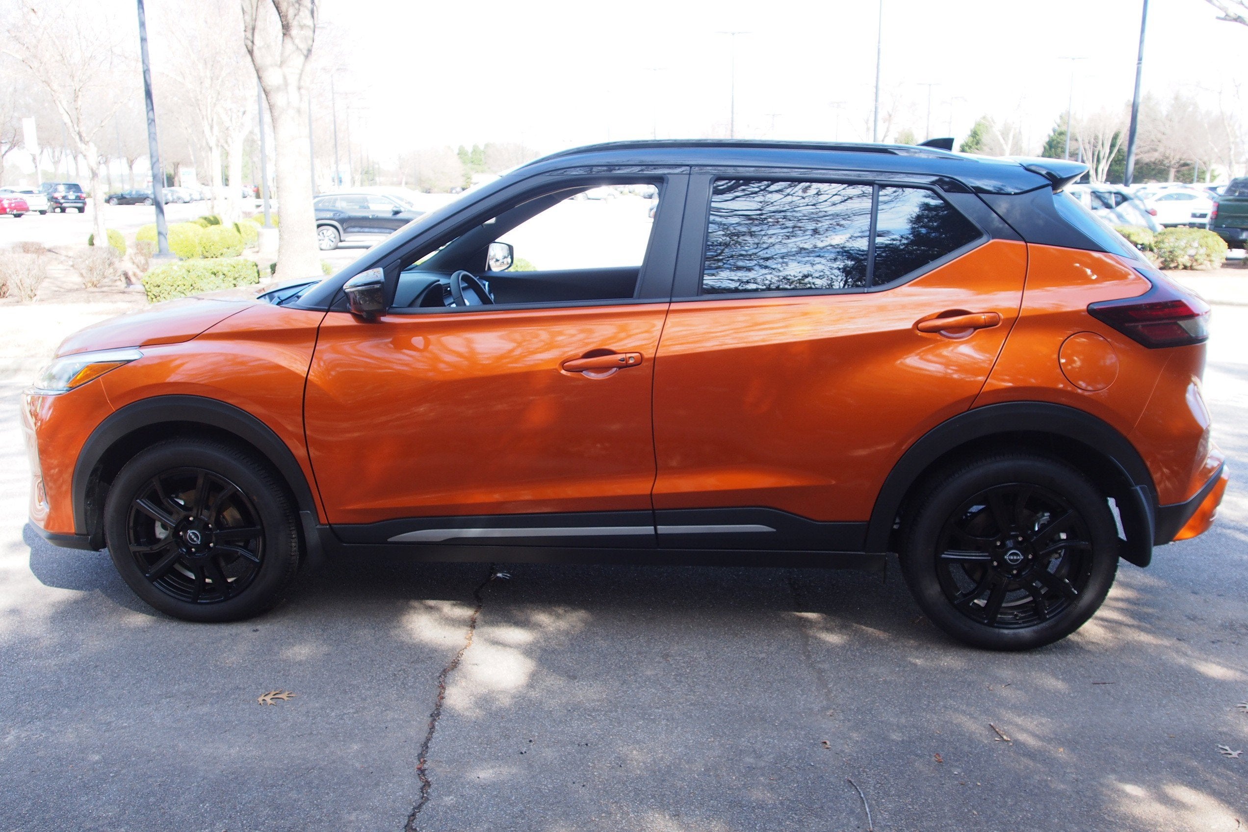 2024 Nissan Kicks SR