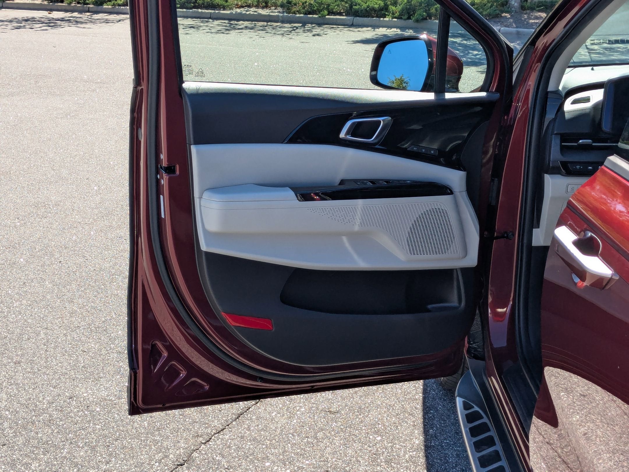 2023 Kia Carnival SX