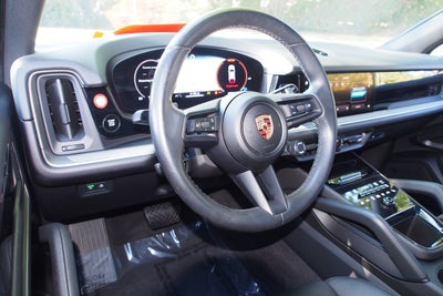 2024 Porsche Cayenne Base