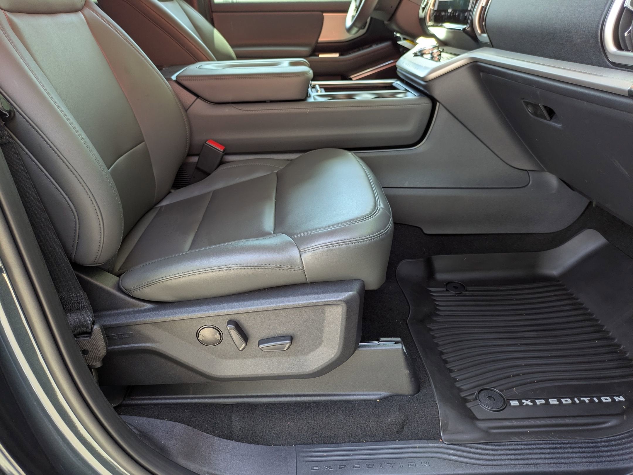 2026 Ford Expedition Active - Crossroads Courtesy Demo