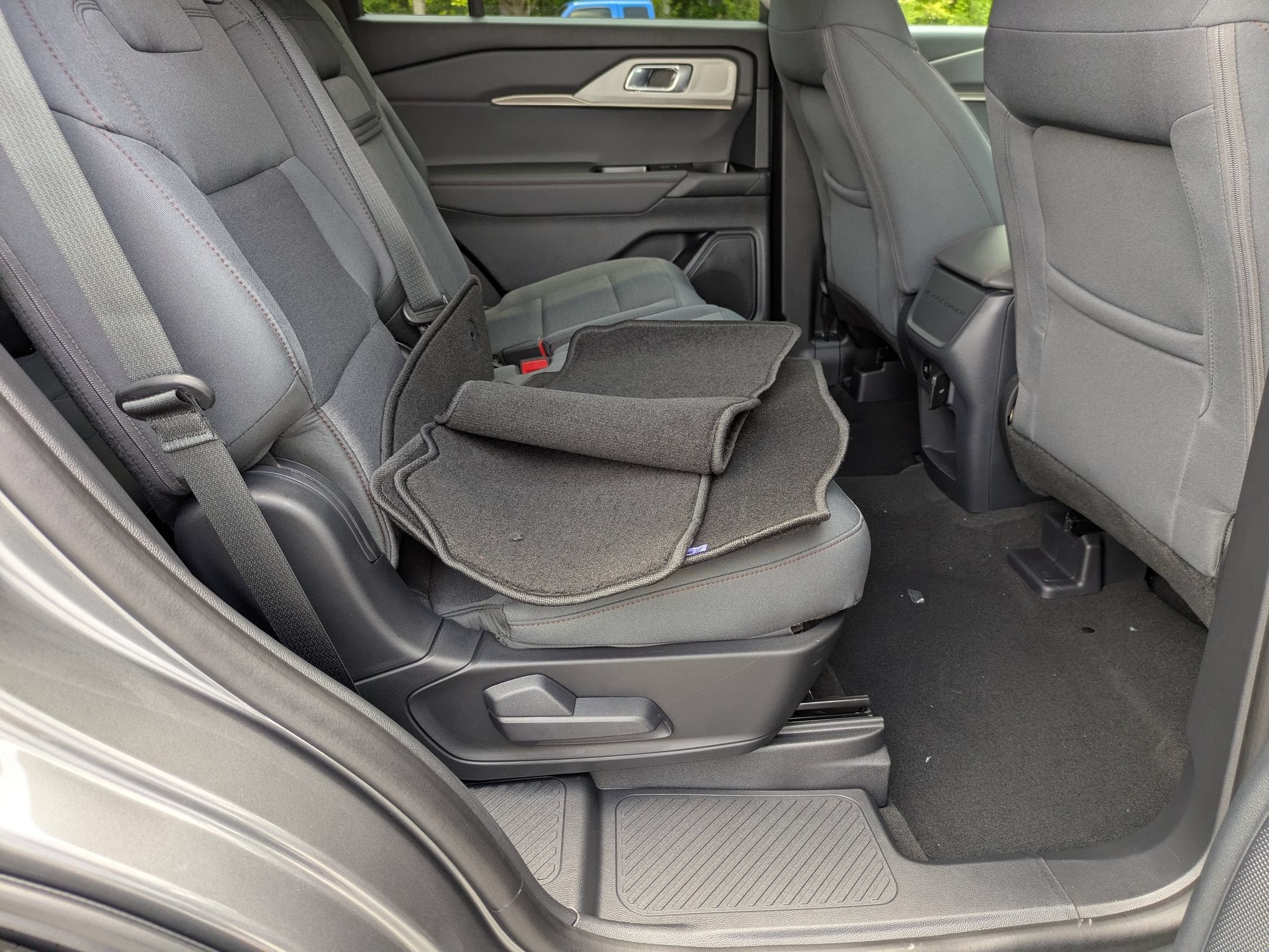 2026 Ford Explorer Active w/100A Pkg