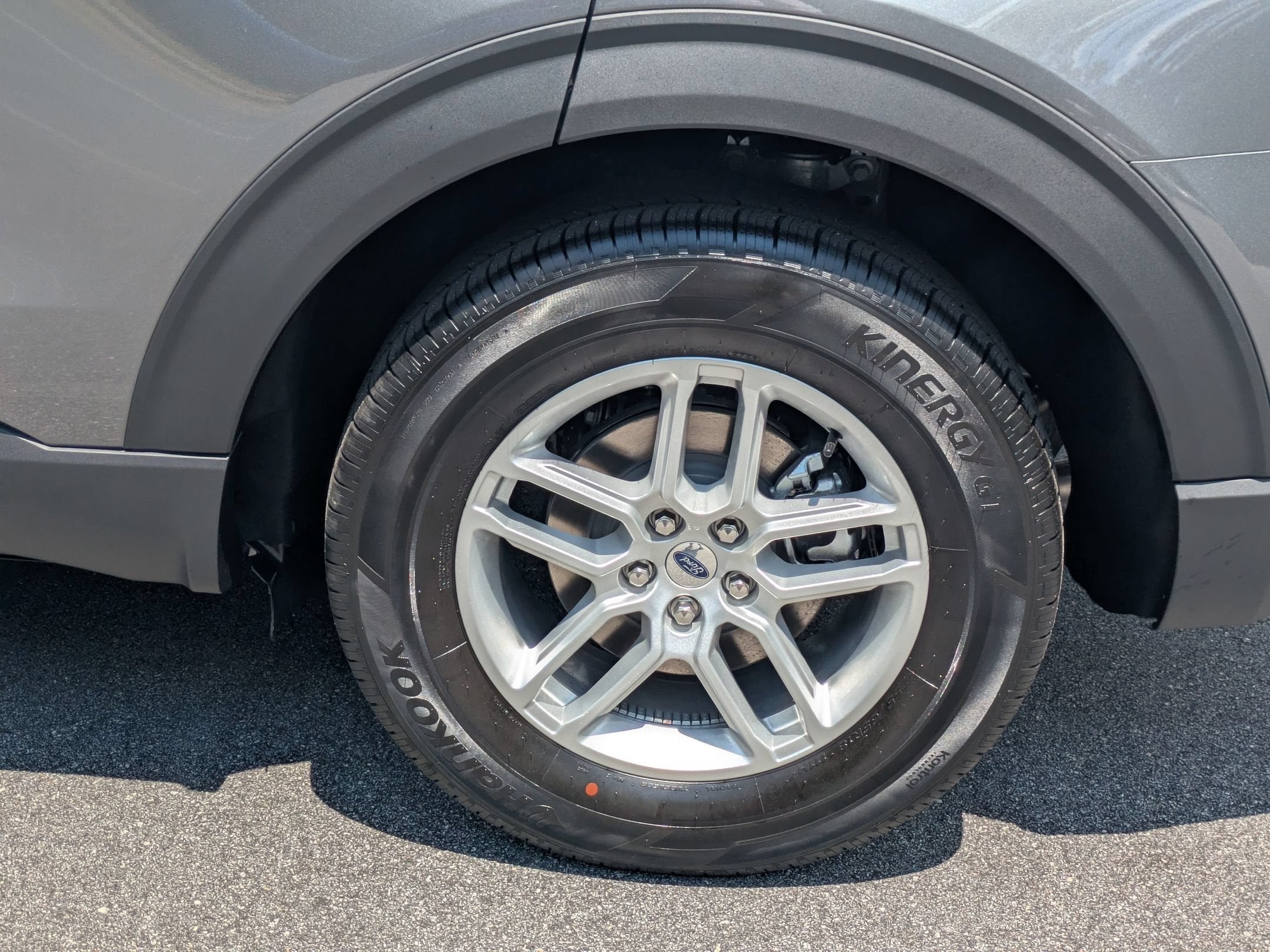 2026 Ford Explorer Active w/100A Pkg