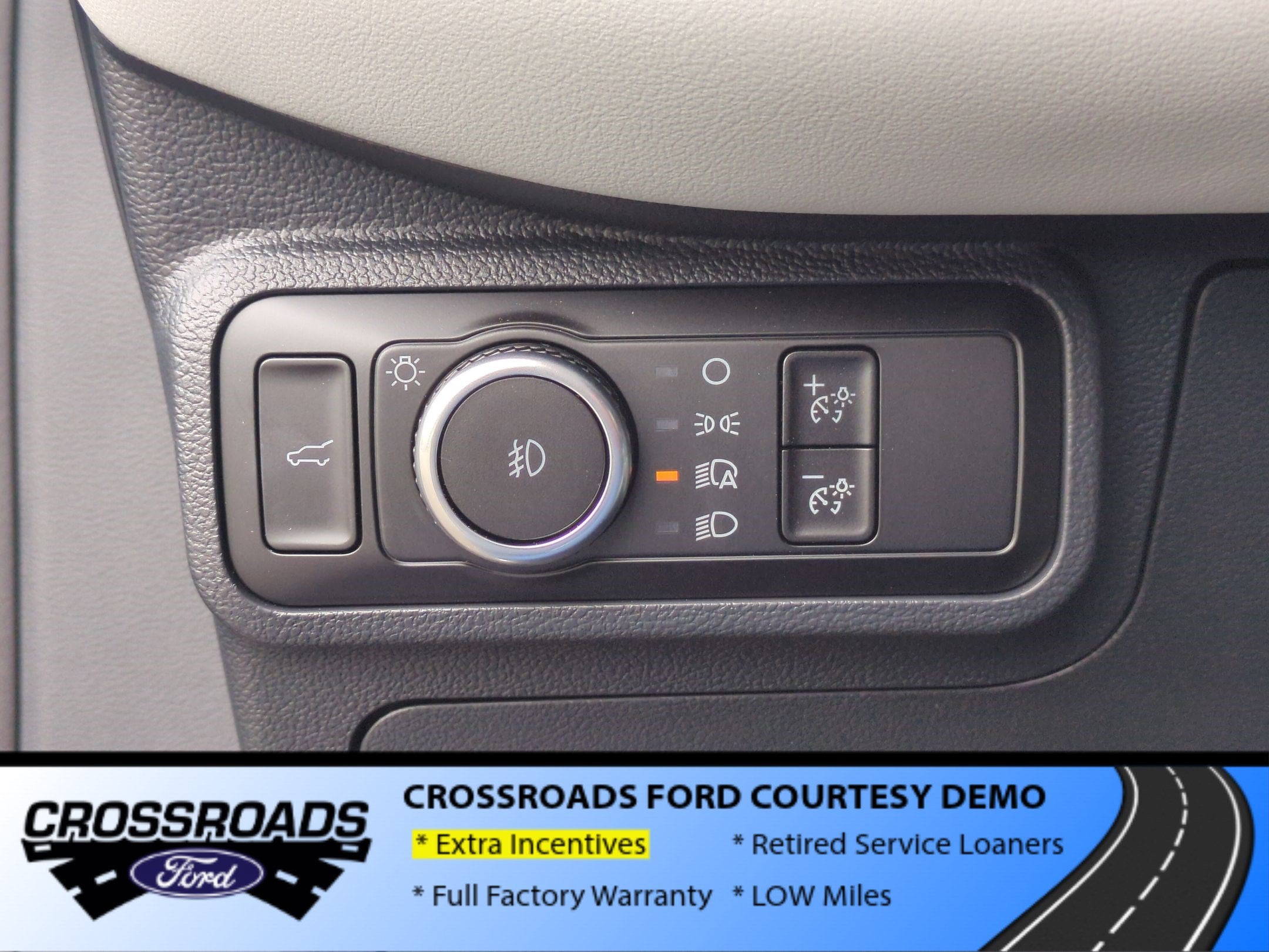 2026 Ford Explorer Platinum - Crossroads Courtesy Demo
