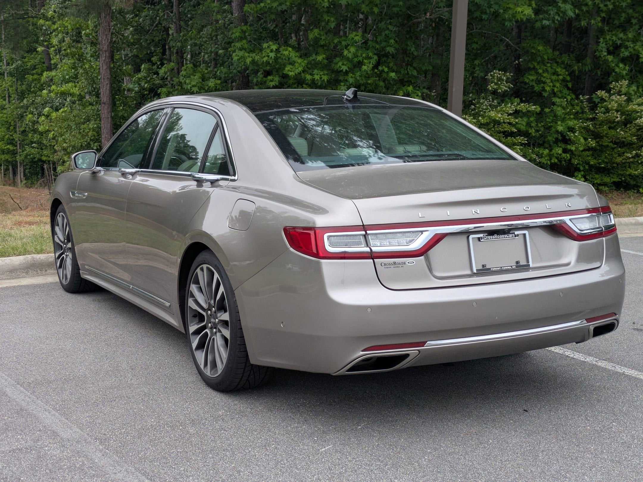 2019 Lincoln Continental Reserve