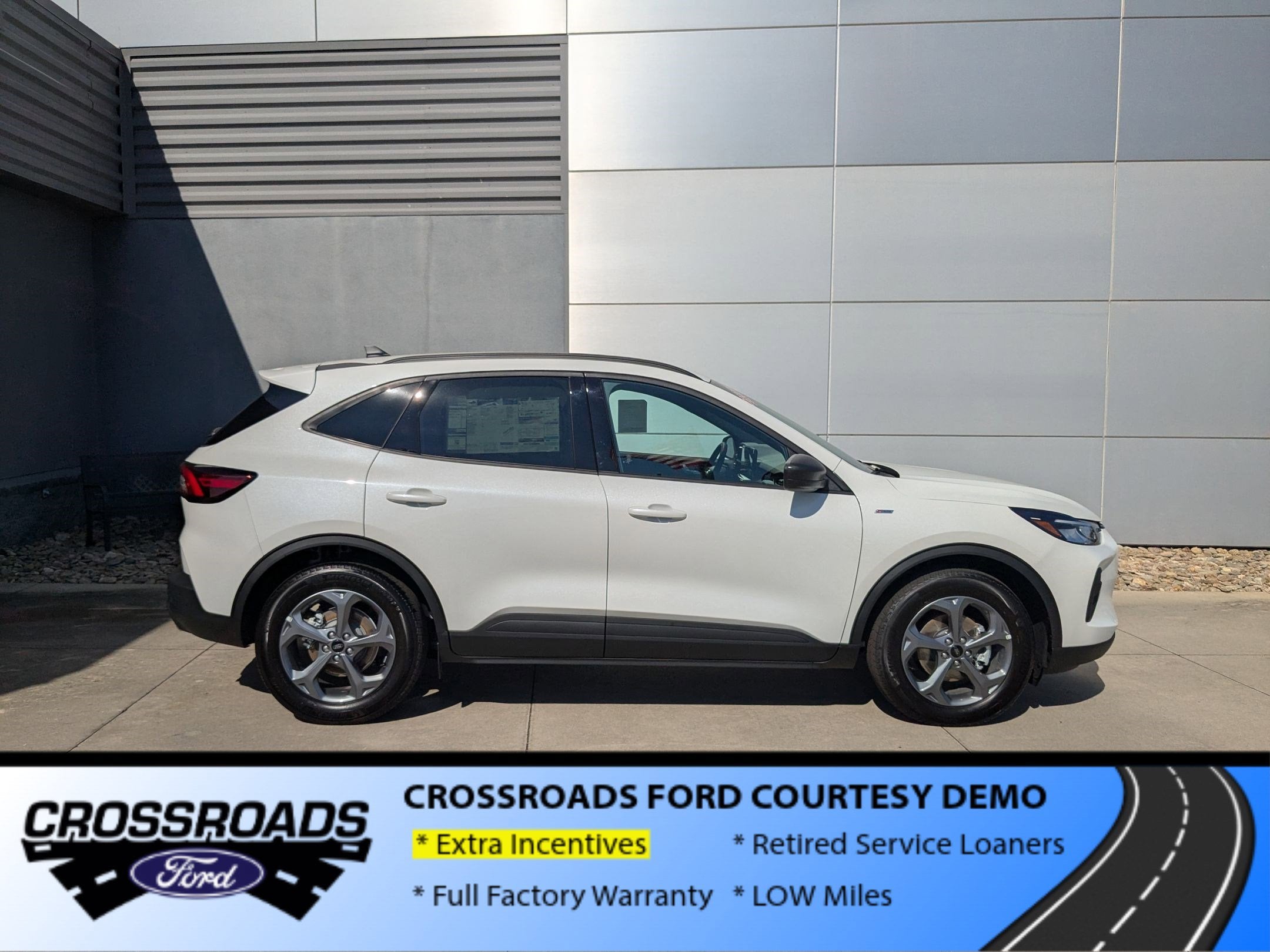 2025 Ford Escape ST-Line - Crossroads Courtesy Demo