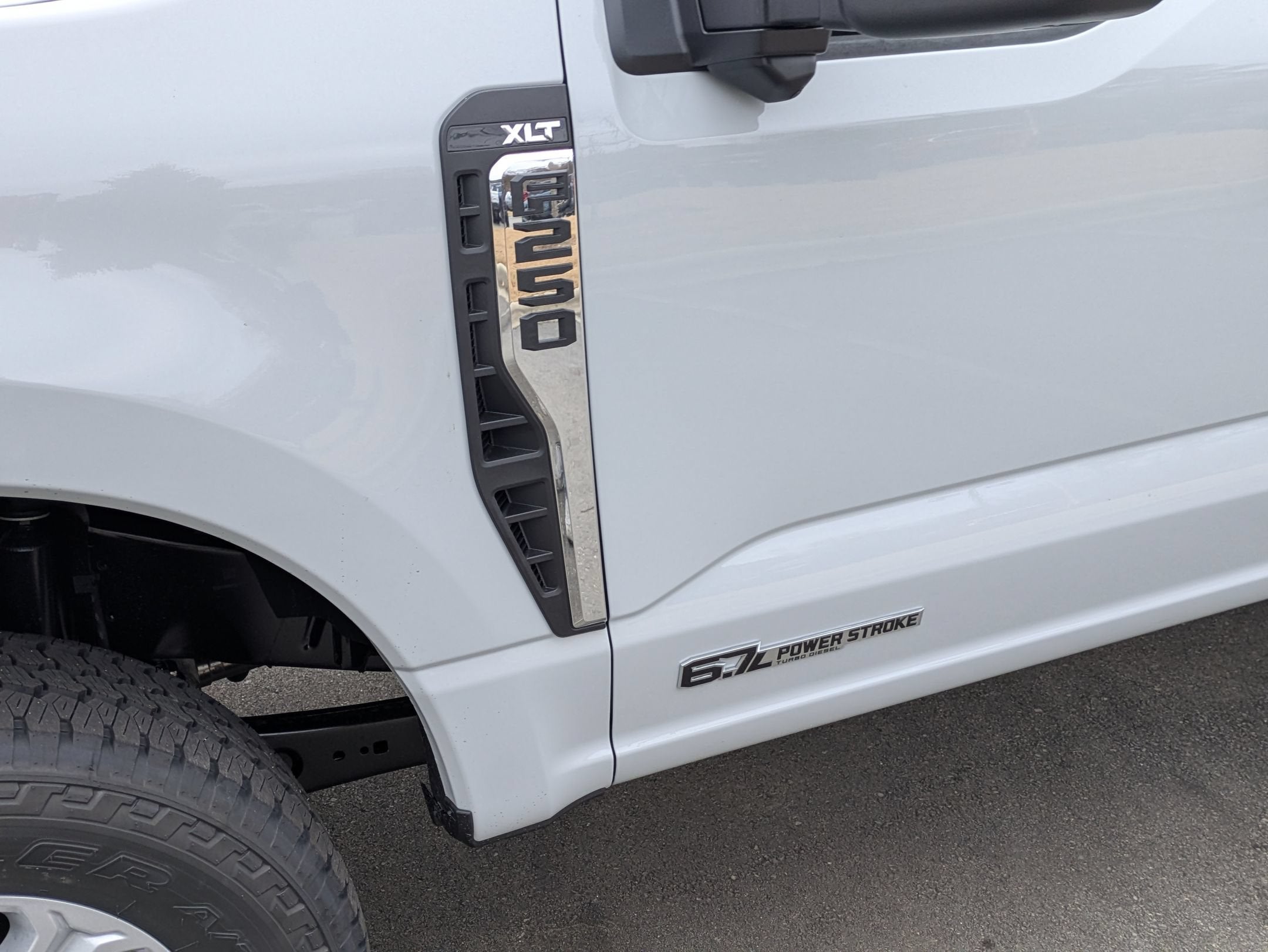 2026 Ford Super Duty F-250 SRW XLT
