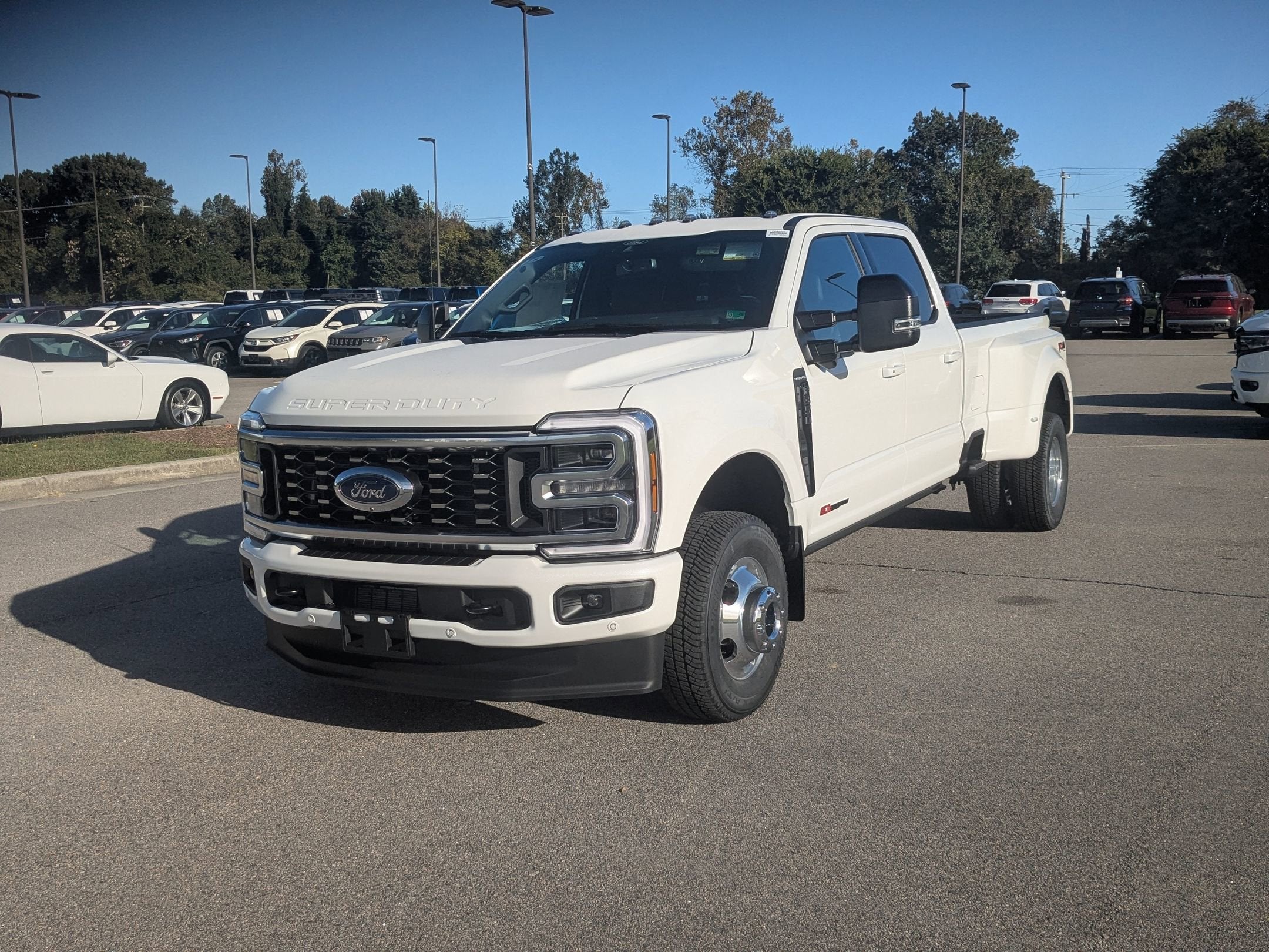2026 Ford Super Duty F-350 DRW Platinum