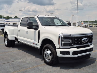 2025 Ford Super Duty F-350 DRW Platinum