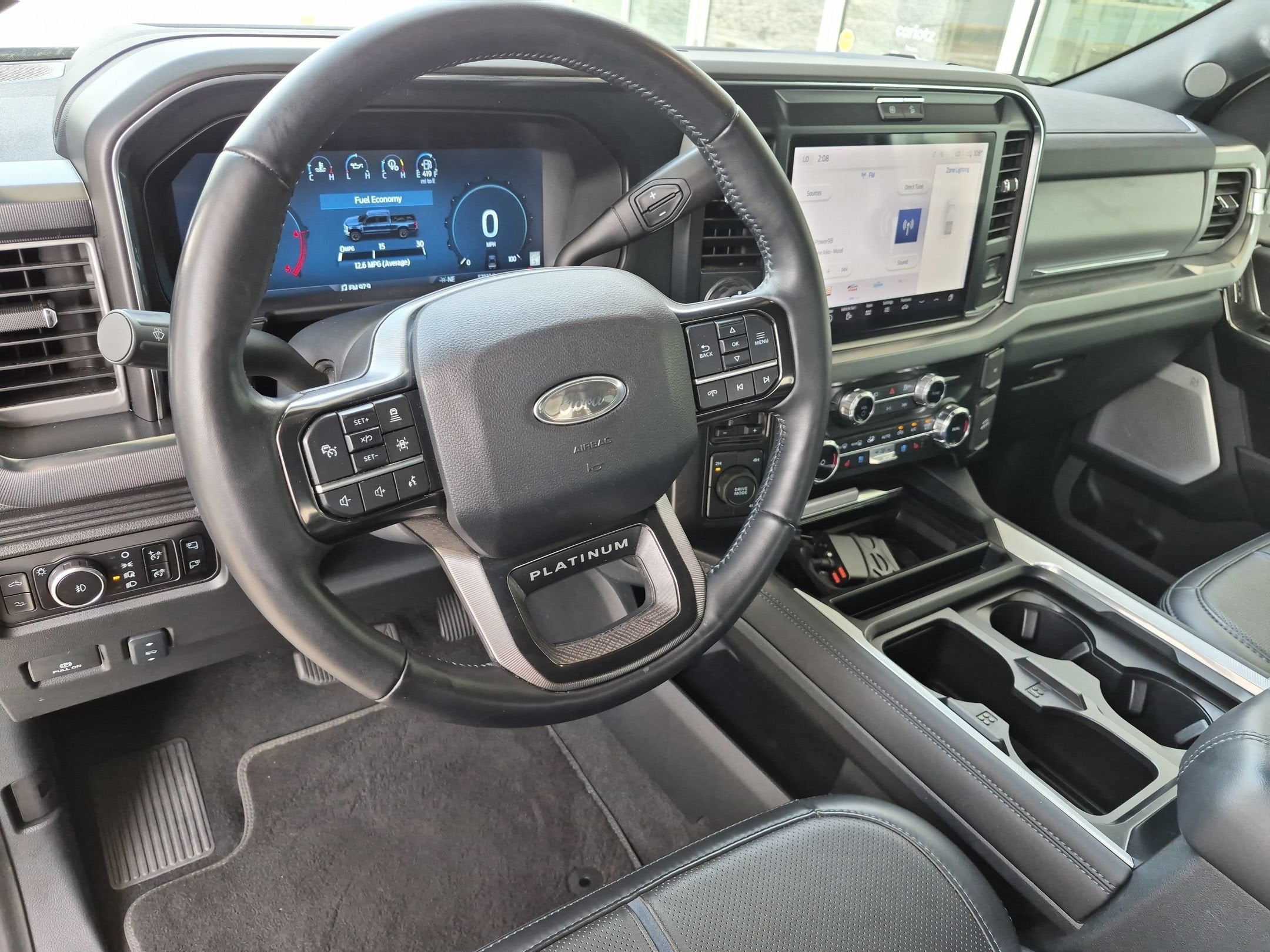2025 Ford Super Duty F-350 DRW Platinum