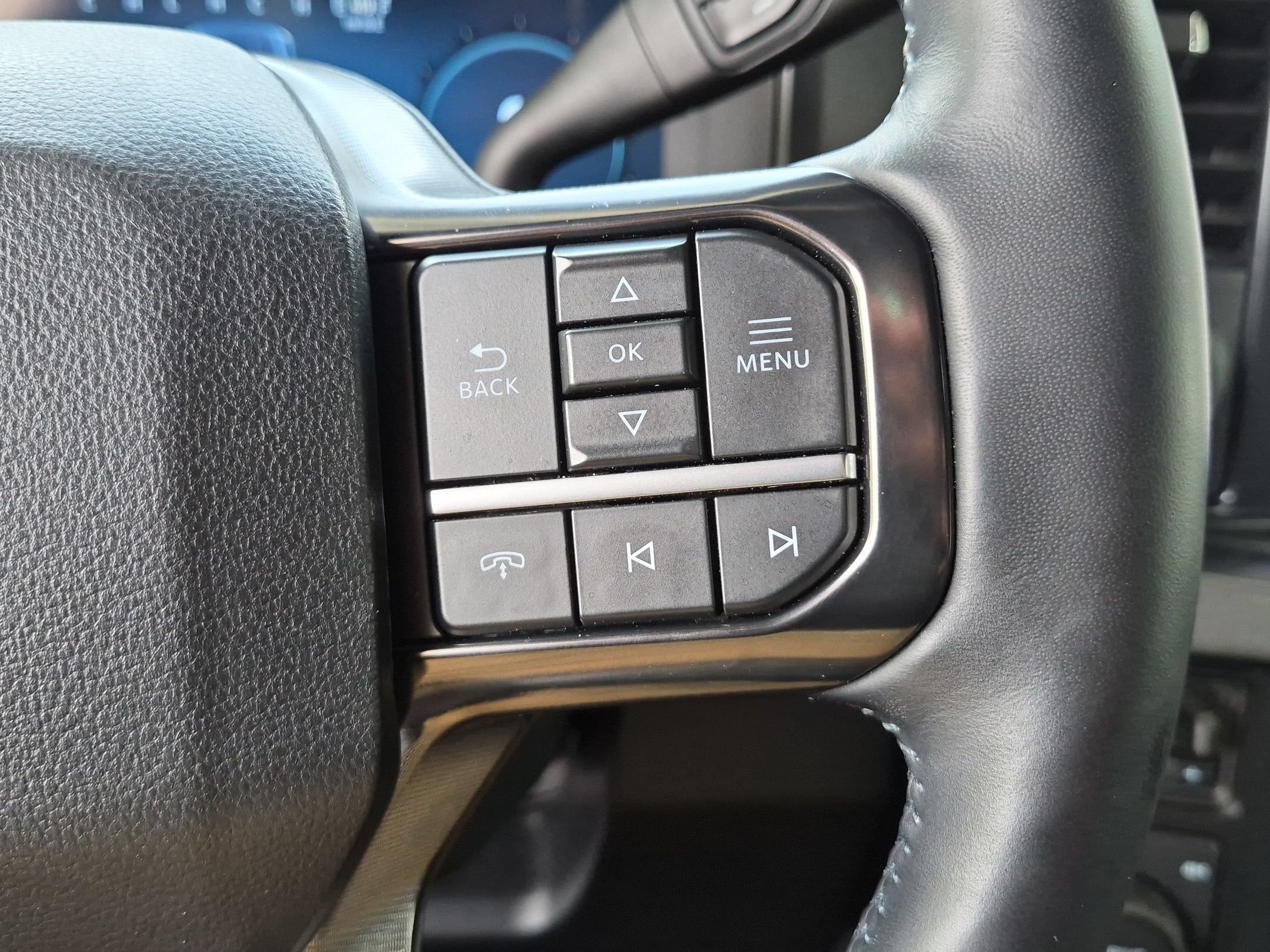 2025 Ford Super Duty F-350 DRW Platinum