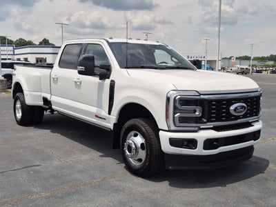 2025 Ford Super Duty F-350 DRW Platinum
