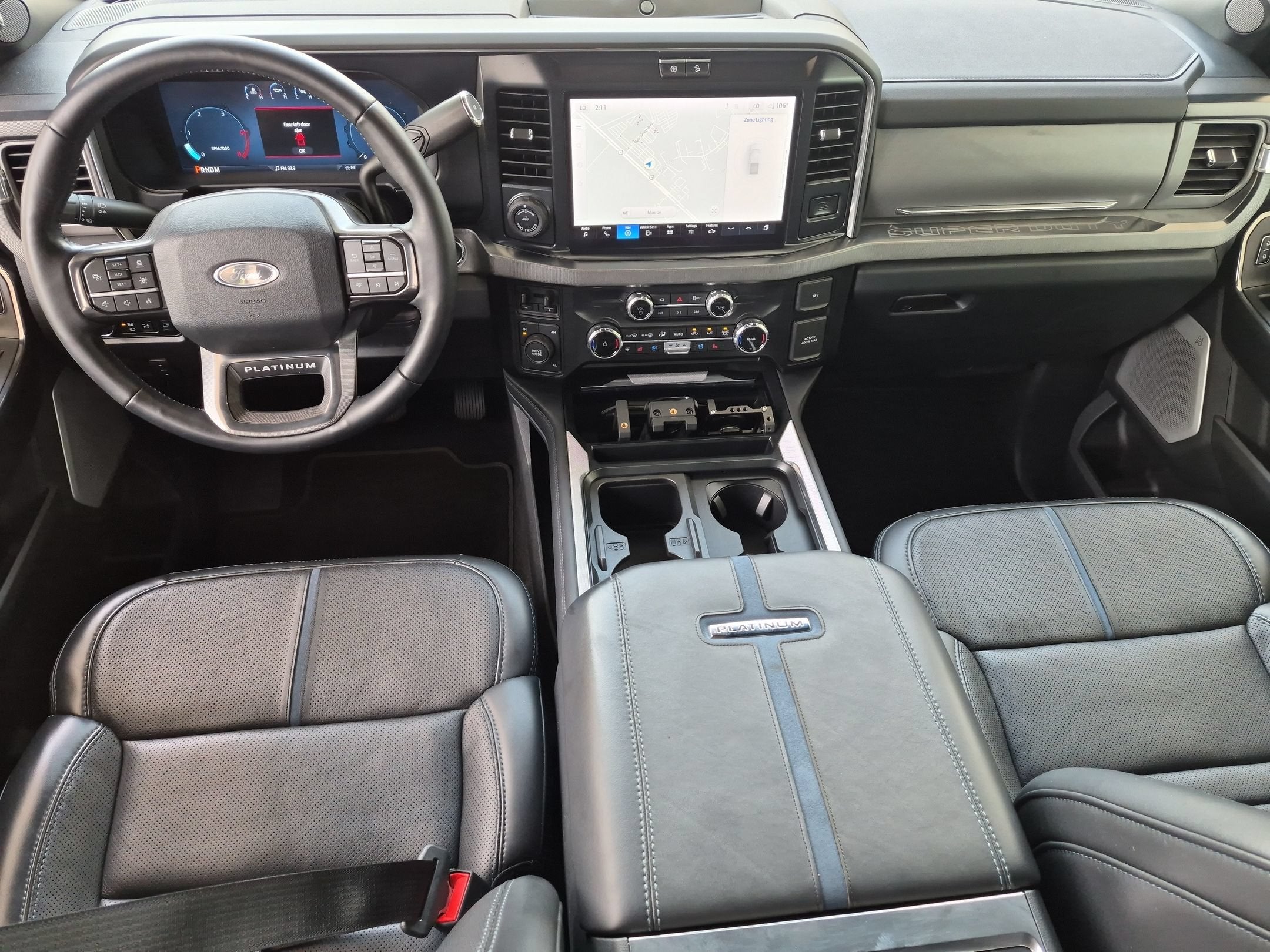 2025 Ford Super Duty F-350 DRW Platinum