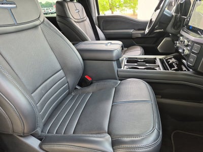 2025 Ford Super Duty F-350 DRW Platinum