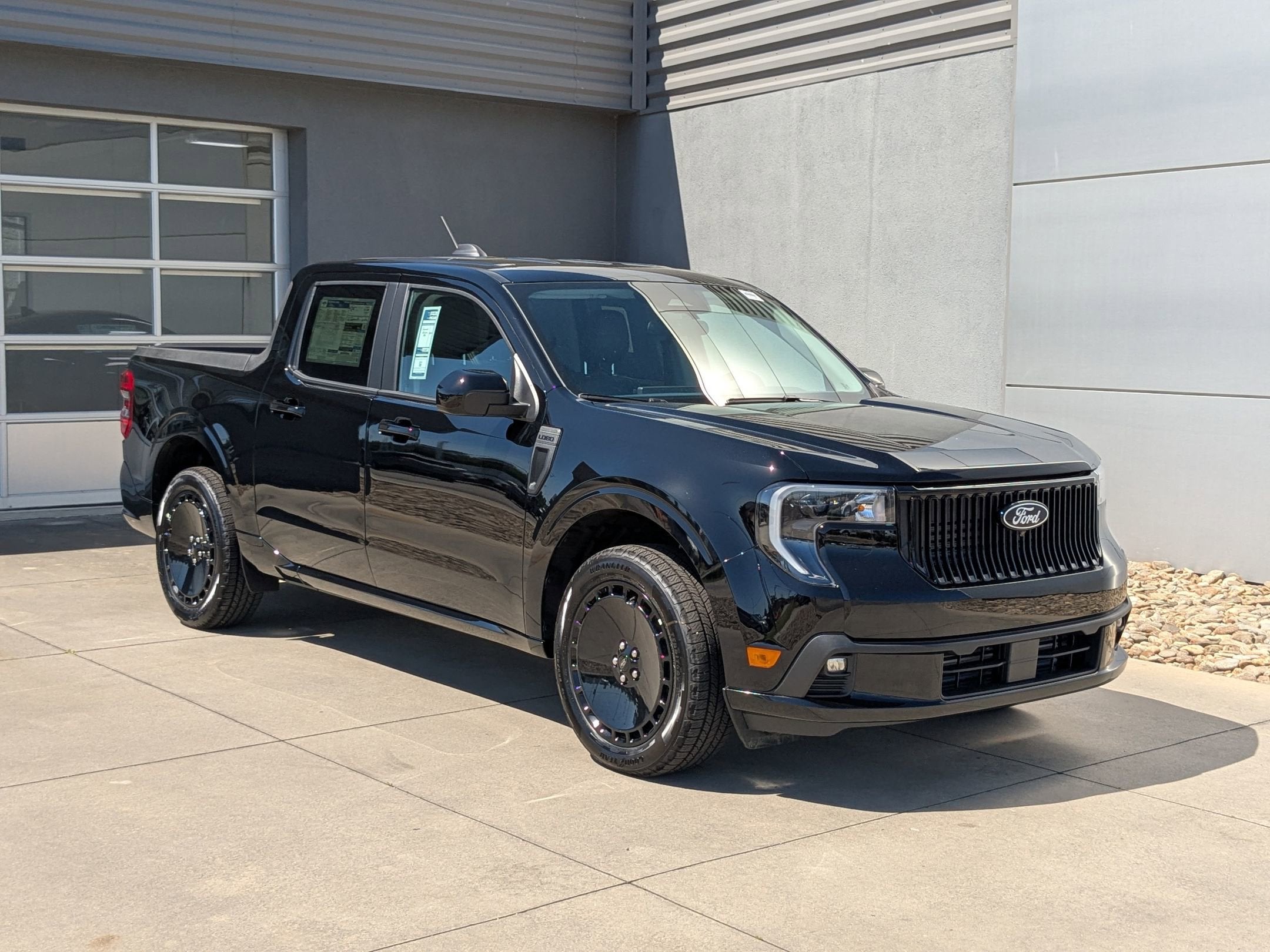 2025 Ford Maverick Lobo Standard