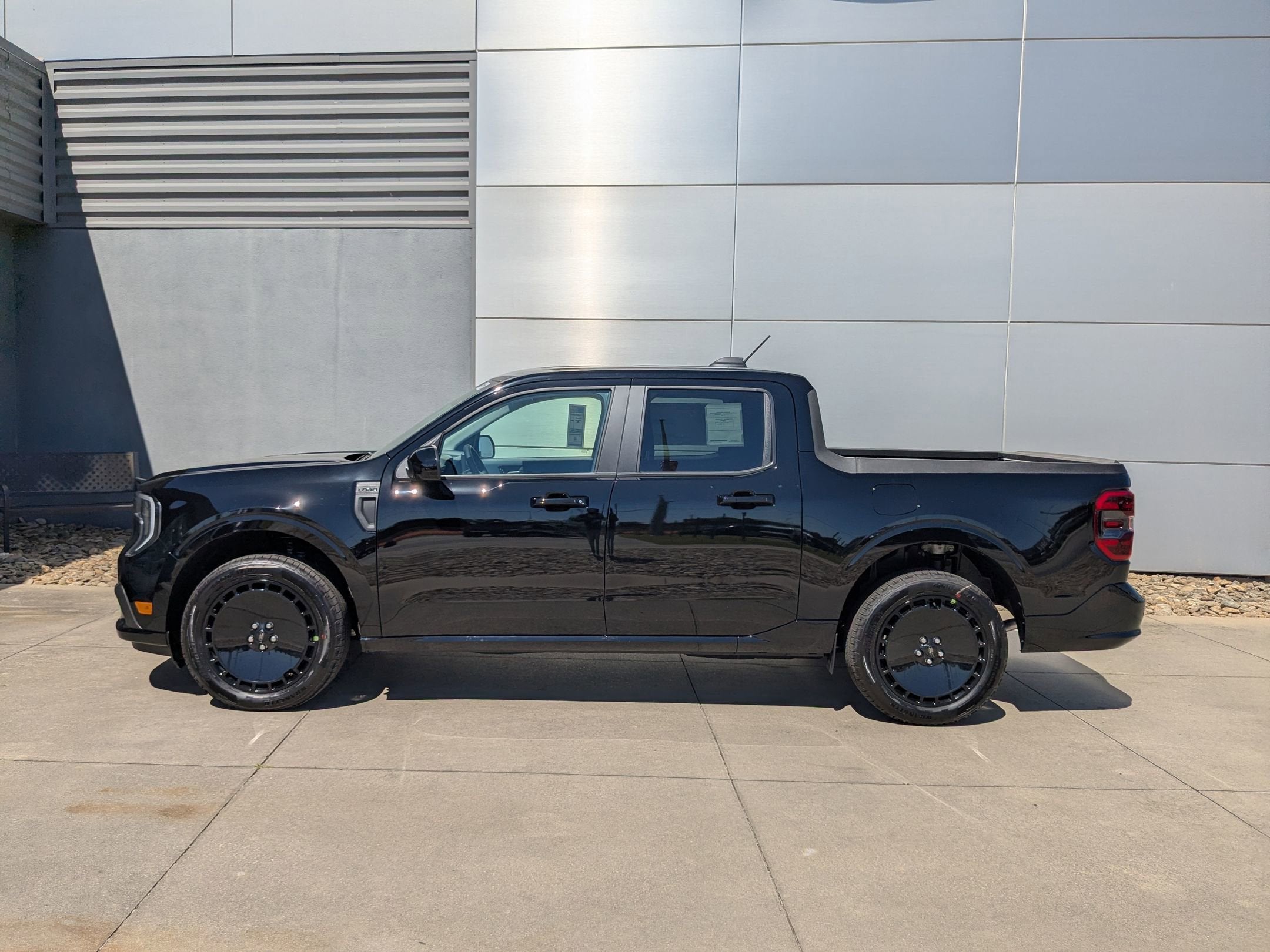 2025 Ford Maverick Lobo Standard