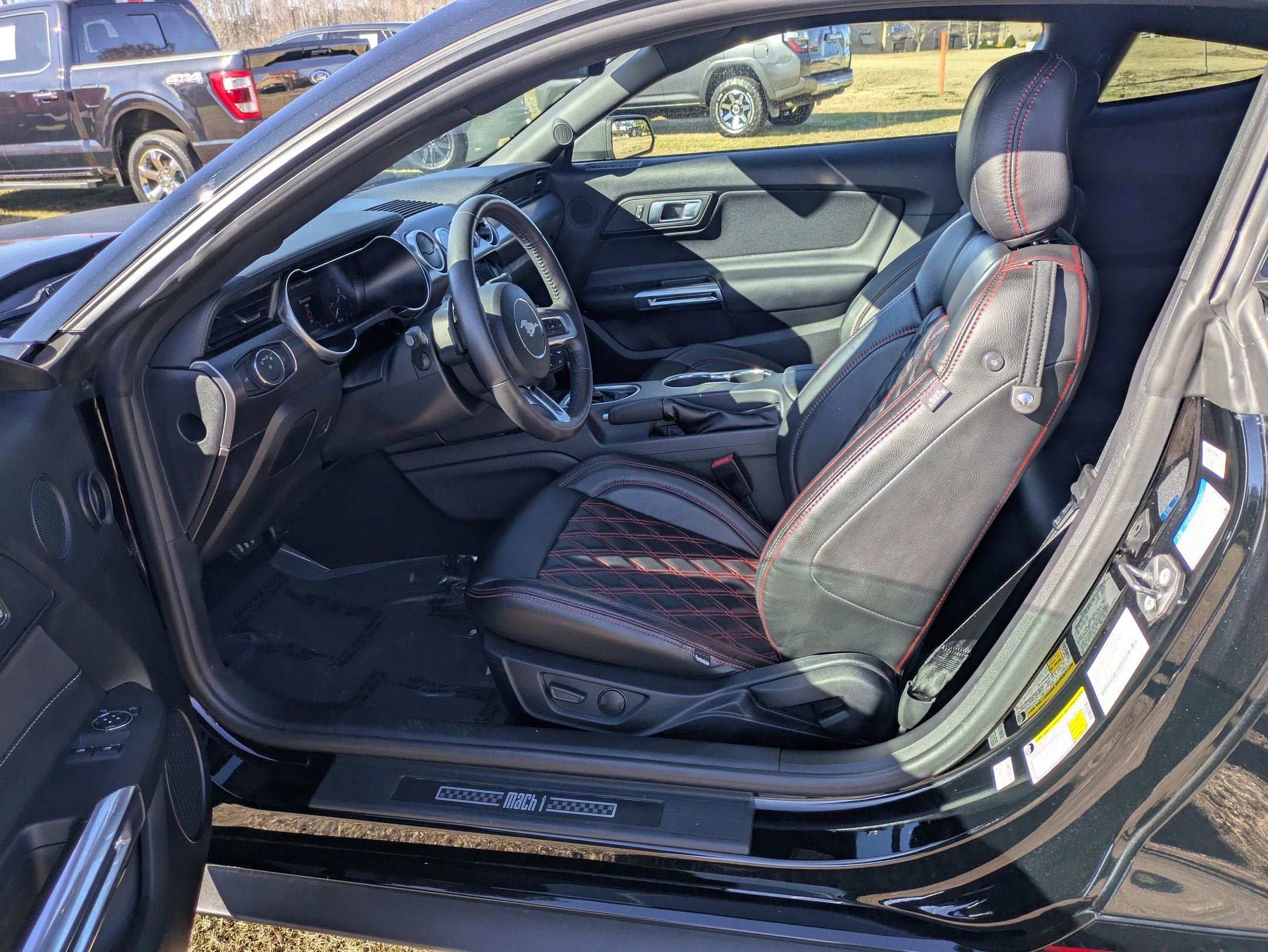 2022 Ford Mustang Mach 1