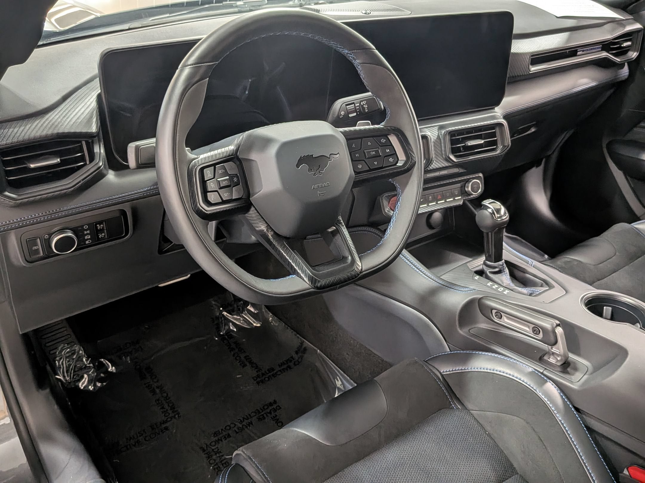 2025 Ford Mustang Dark Horse