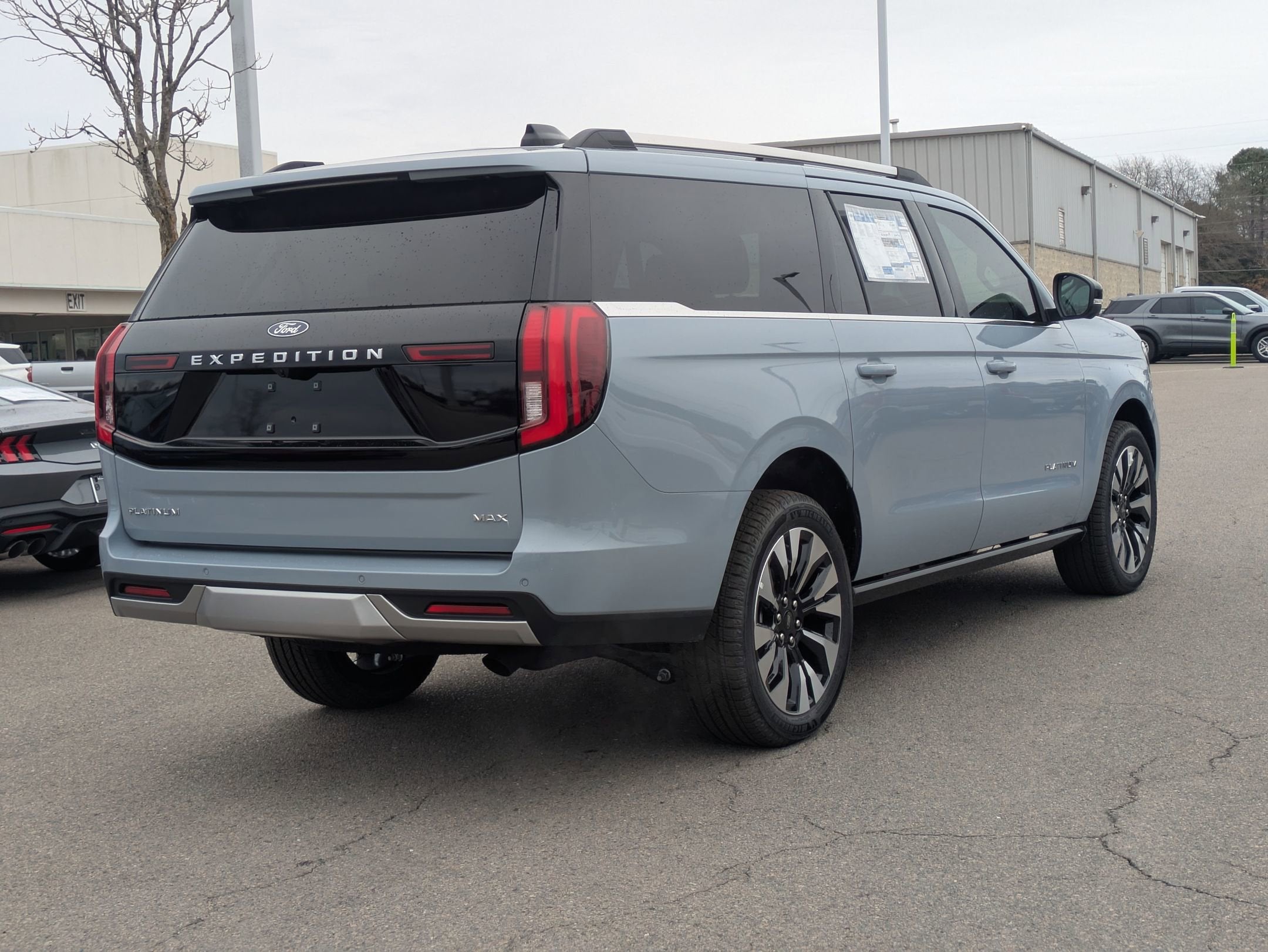 2025 Ford Expedition Max Platinum