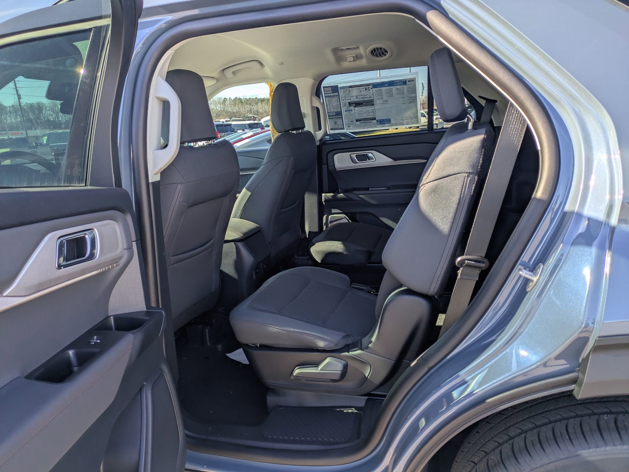 2026 Ford Explorer Active w/200A Pkg