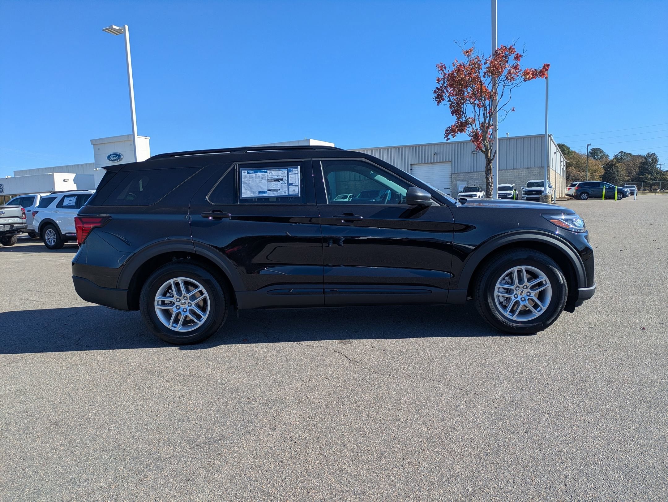2026 Ford Explorer Active w/200A Pkg