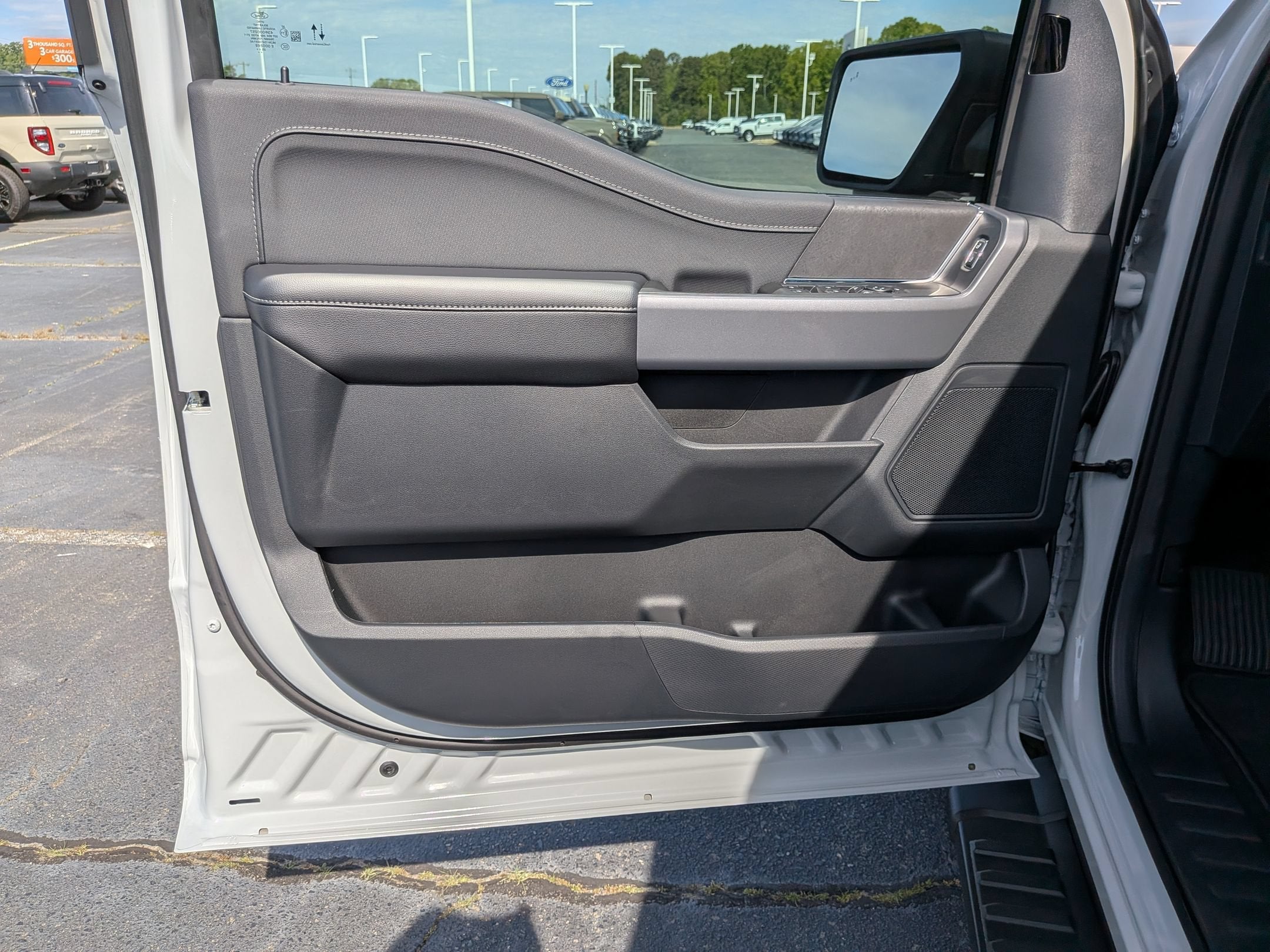 2026 Ford F-150 XLT - Photo 12