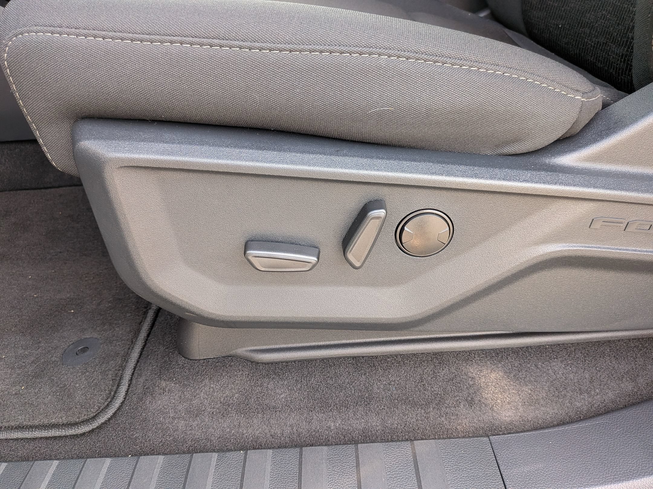 2026 Ford F-150 XLT - Photo 16