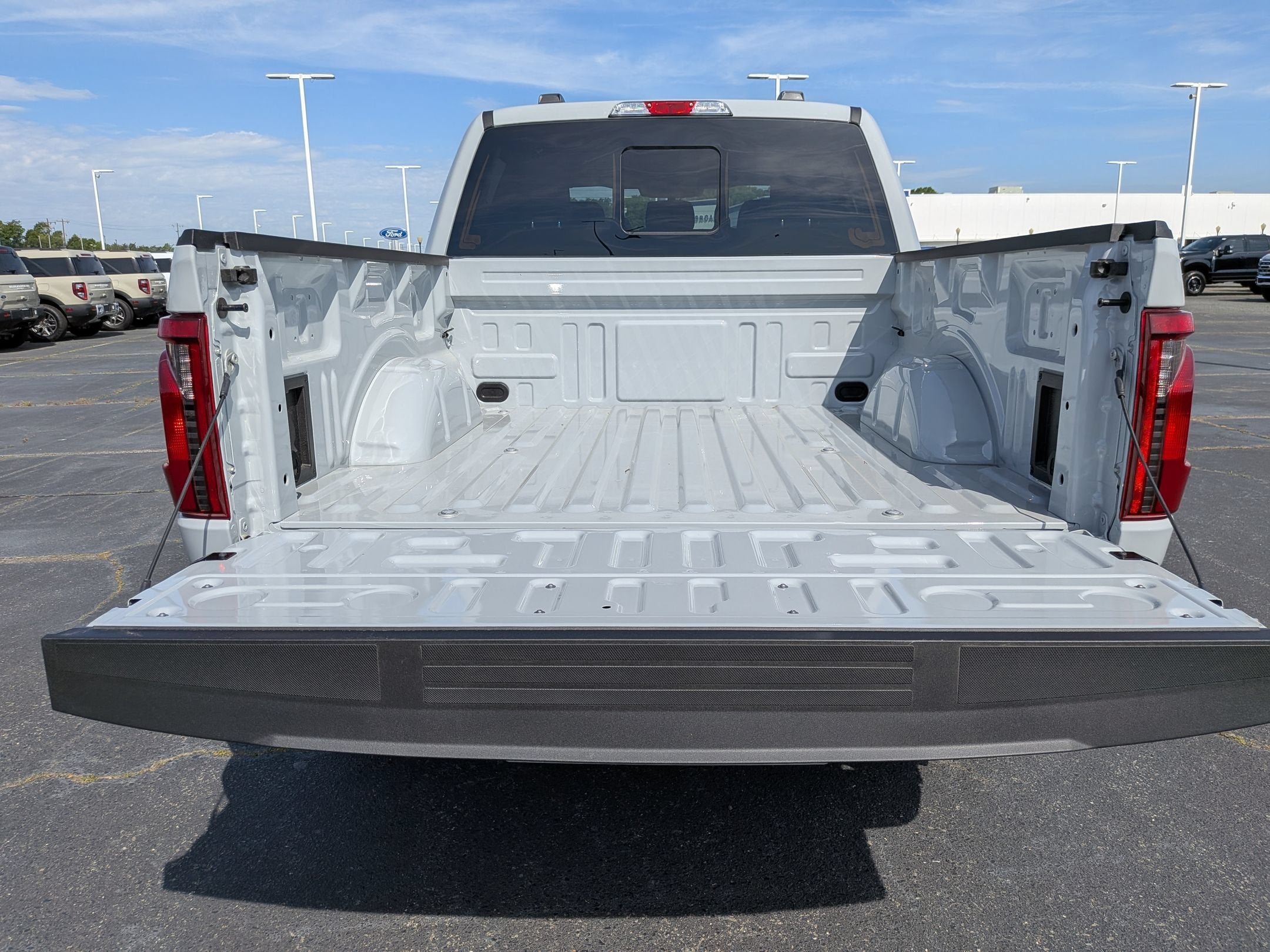 2026 Ford F-150 XLT - Photo 30