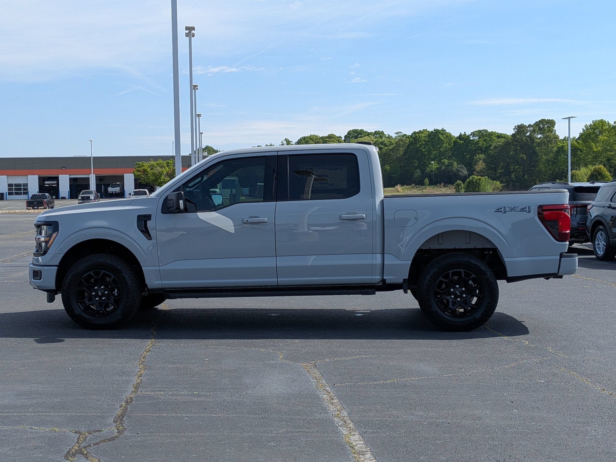 2026 Ford F-150 XLT - Photo 7