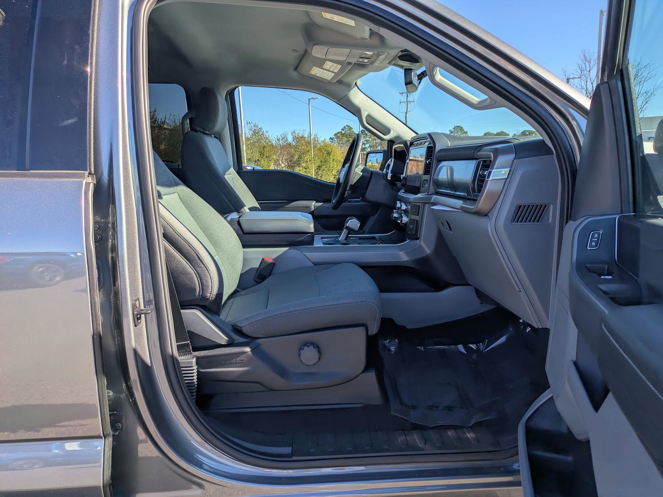 2024 Ford F-150 Lightning XLT