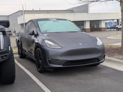 2023 Tesla Model Y Long Range