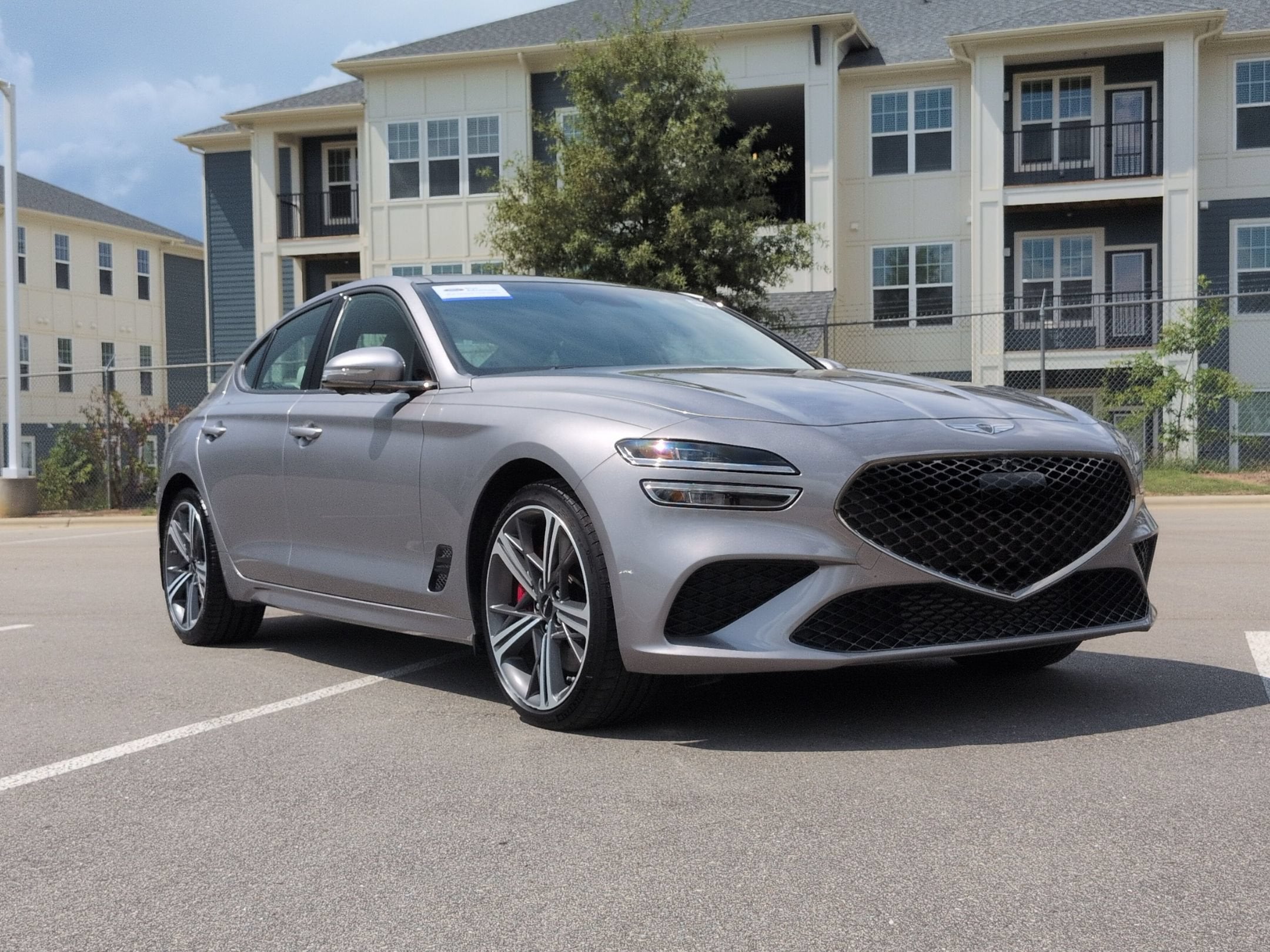 2025 GENESIS G70