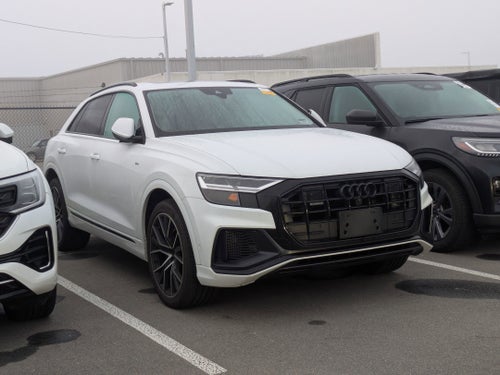 2020 Audi Q8 Premium Plus