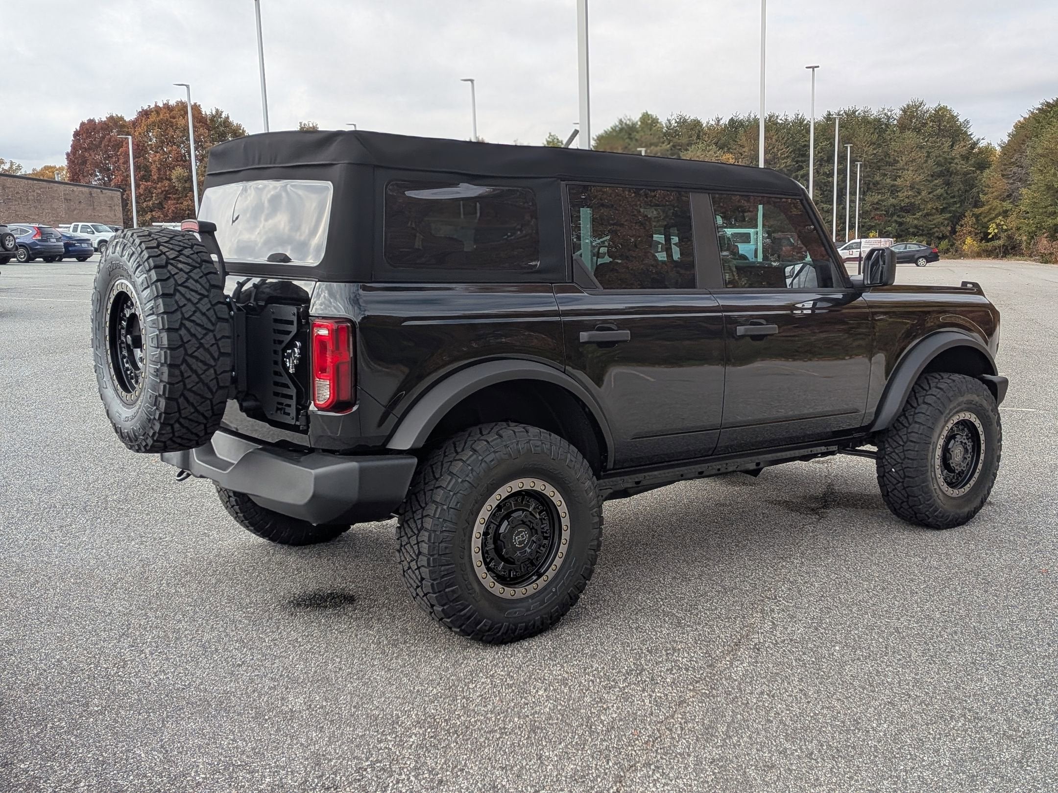 2025 Ford Bronco Base