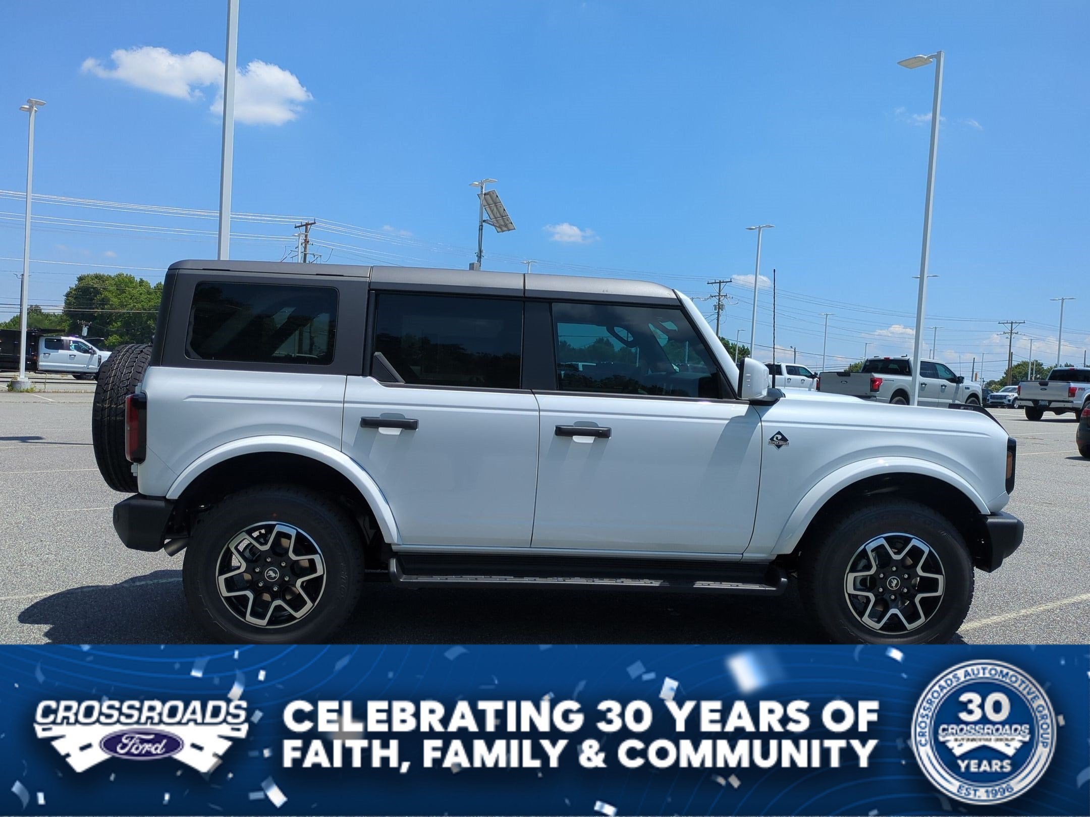 2026 Ford Bronco Outer Banks