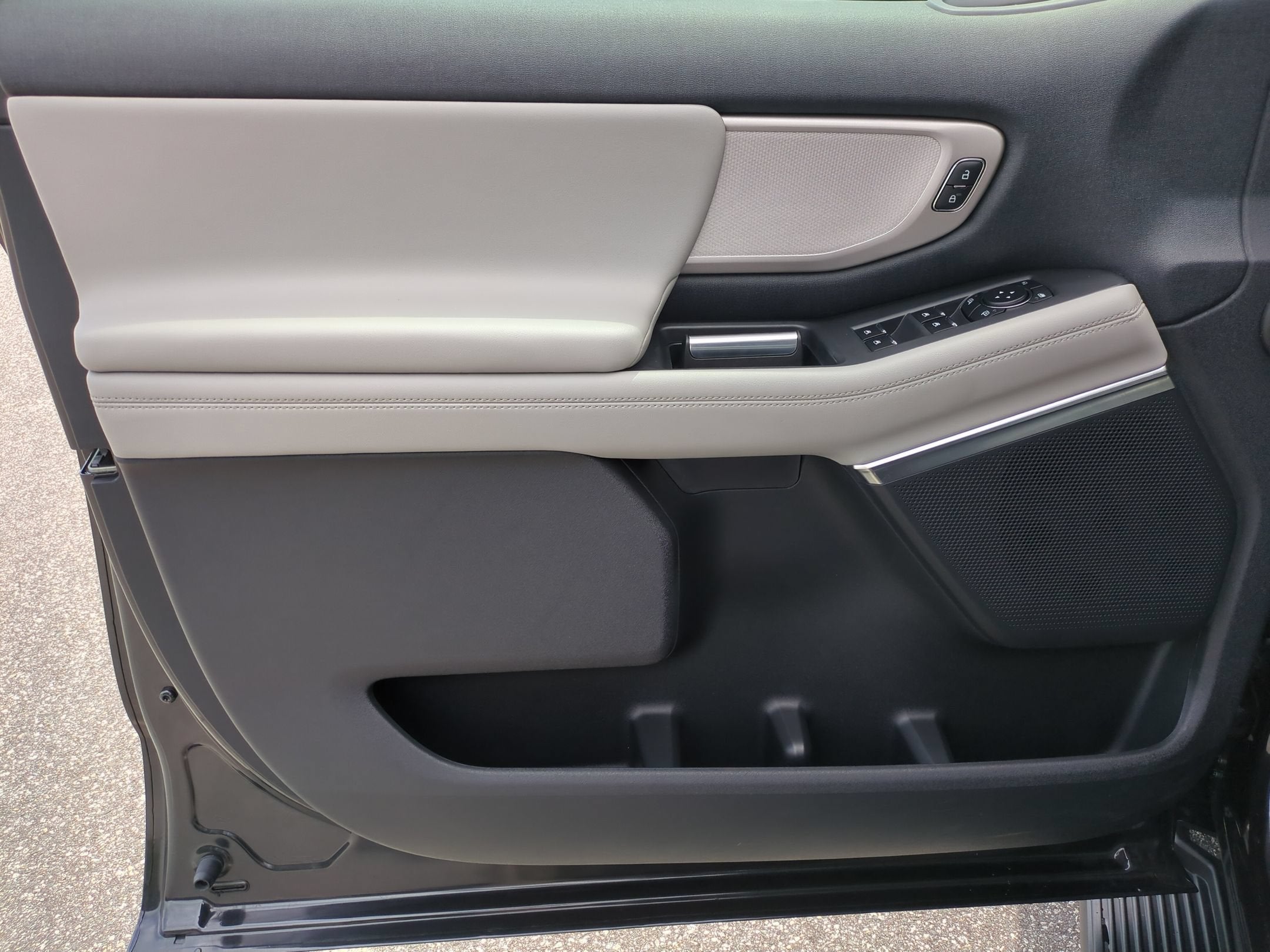 2026 Ford Expedition Max Active - Crossroads Courtesy Demo