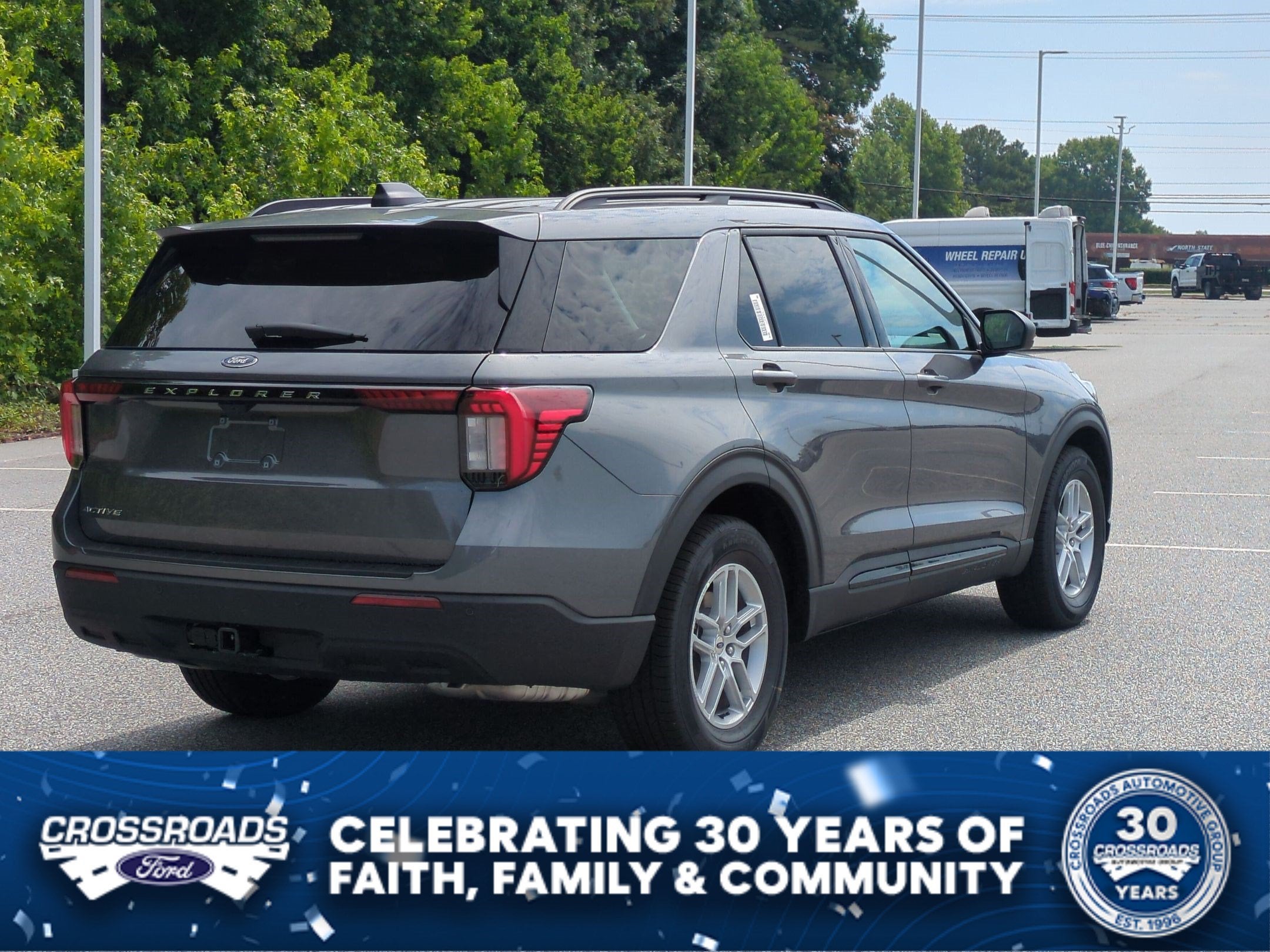 2026 Ford Explorer Active w/200A Pkg
