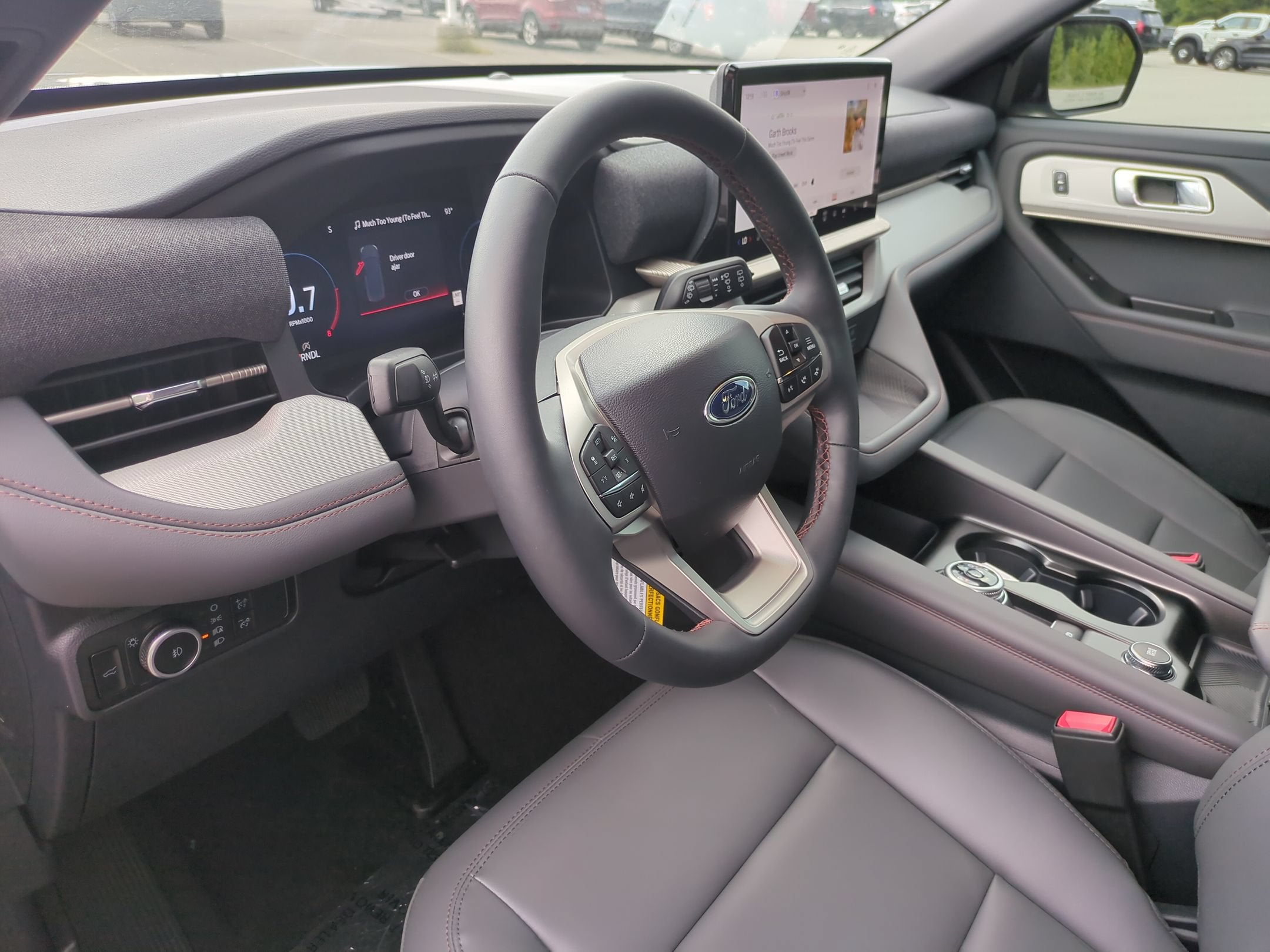 2027 Ford Explorer Active w/200A Pkg