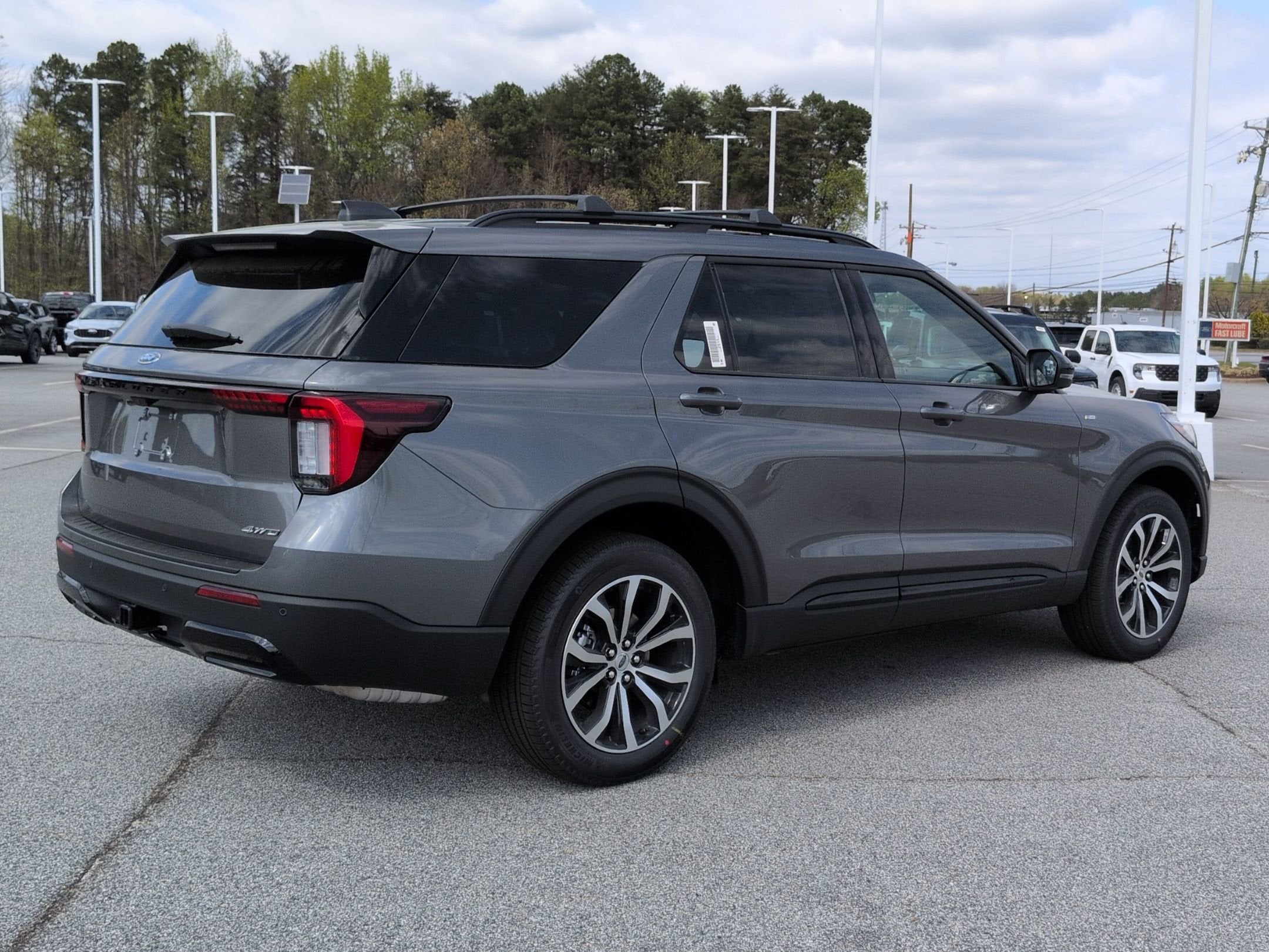 2026 Ford Explorer ST-Line