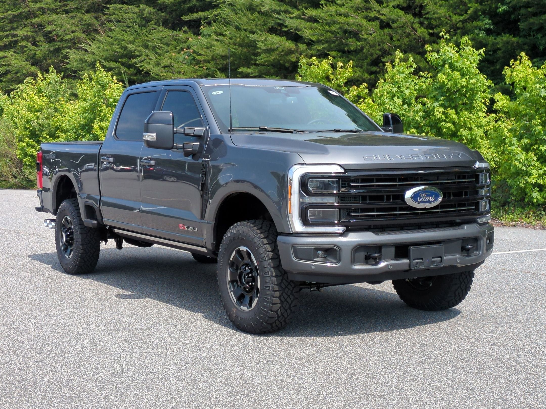 2026 Ford Super Duty F-250 SRW Platinum Tremor